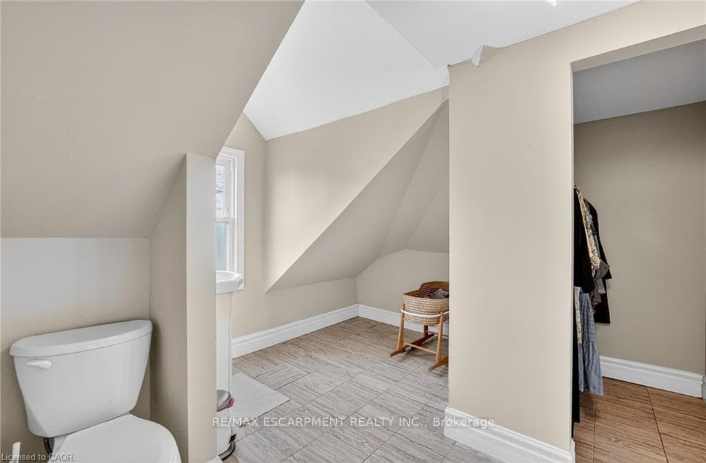 122 South Cayuga Street photo 41