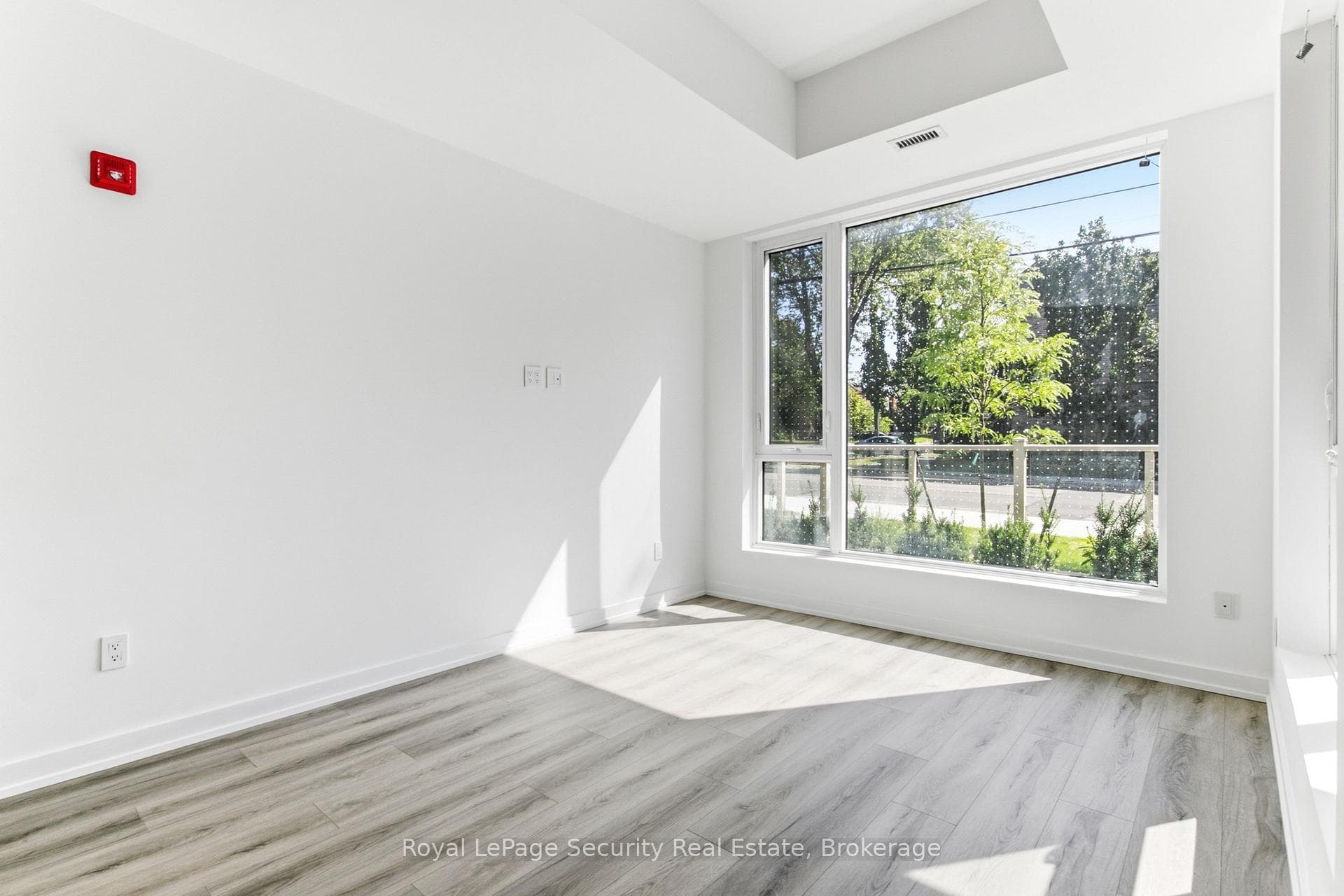 722 Marlee Avenue Unit 104 photo 9