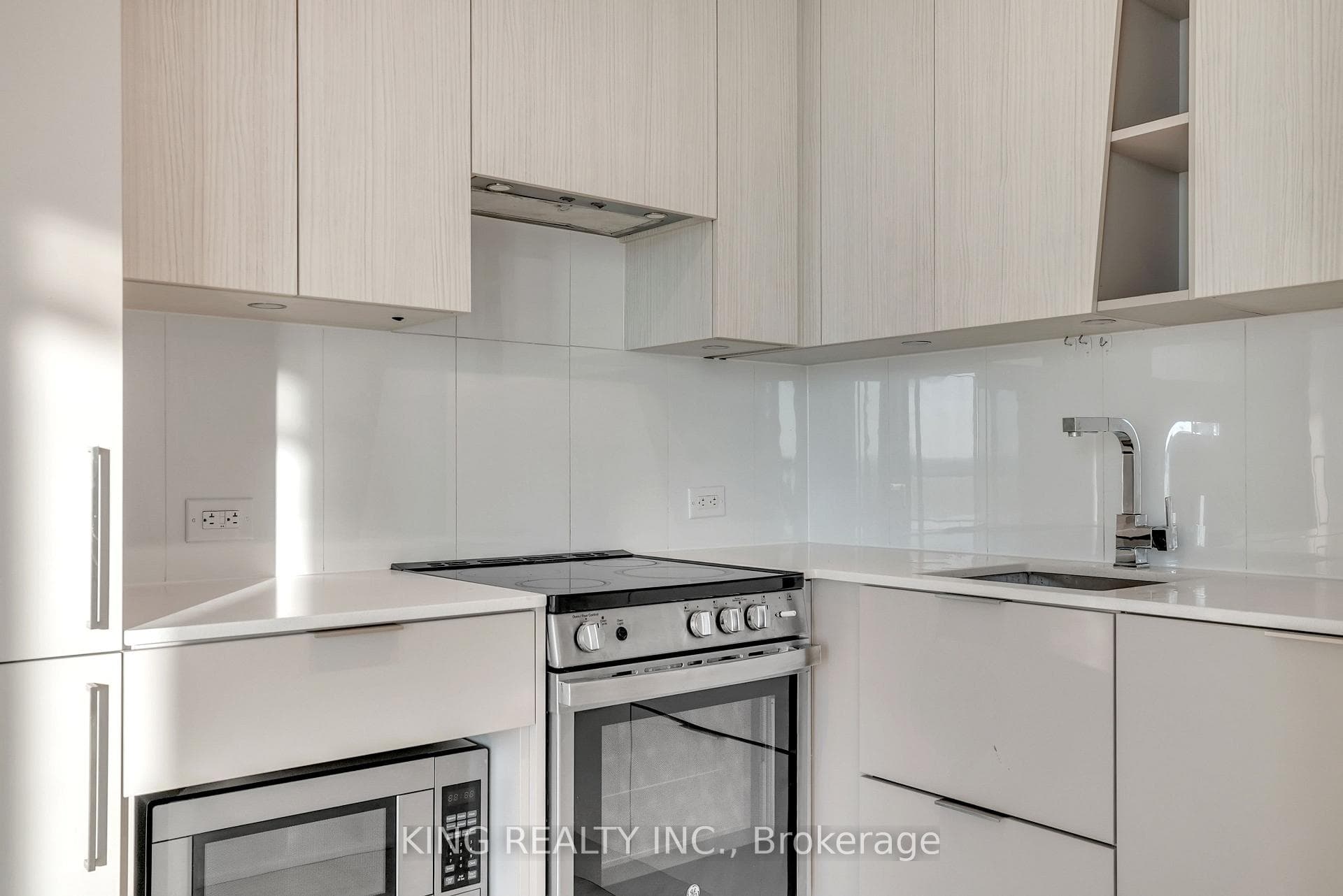 3900 Confederation Parkway Unit 2810 photo 12
