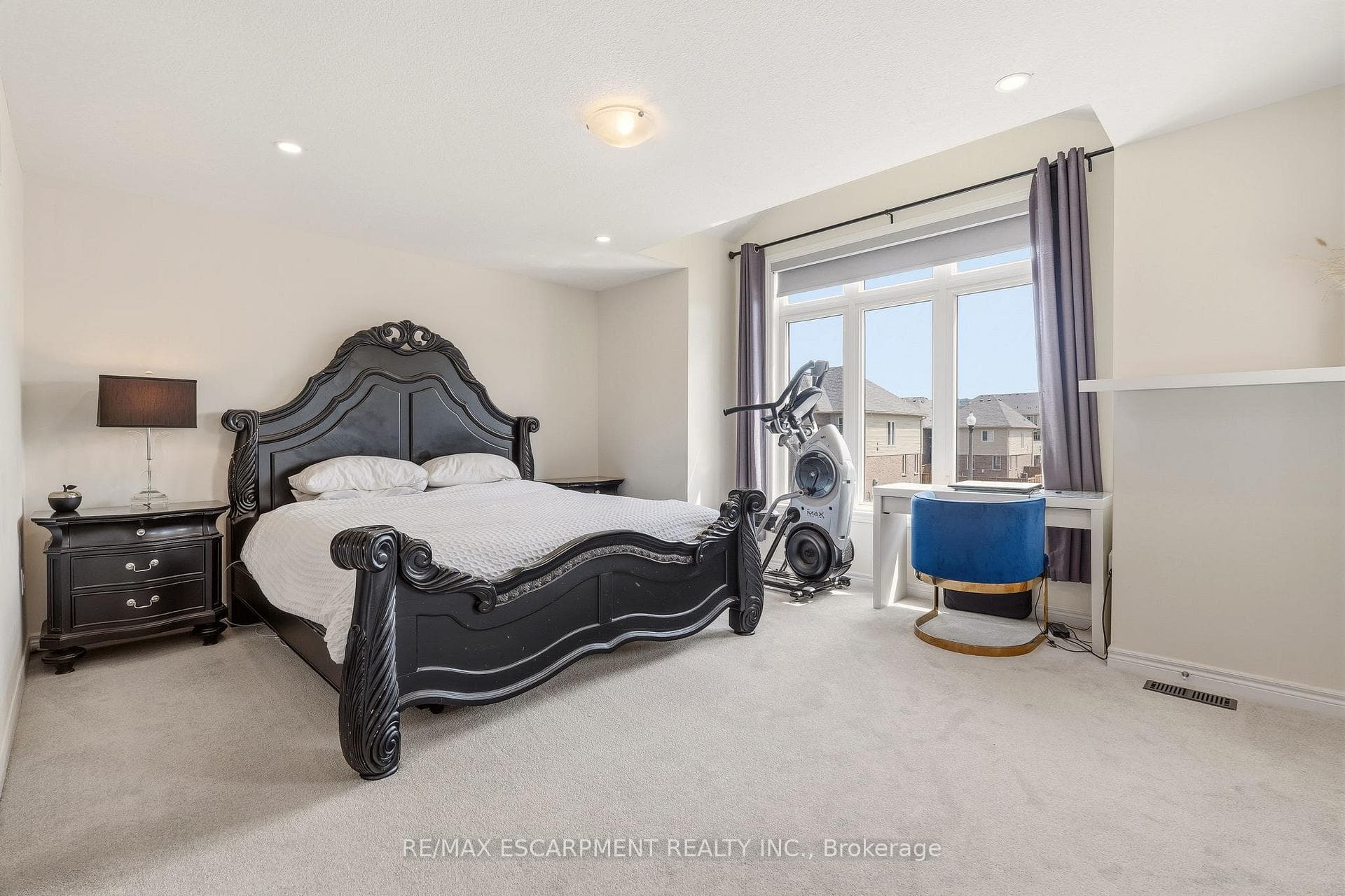 67 PINOT Crescent photo 28