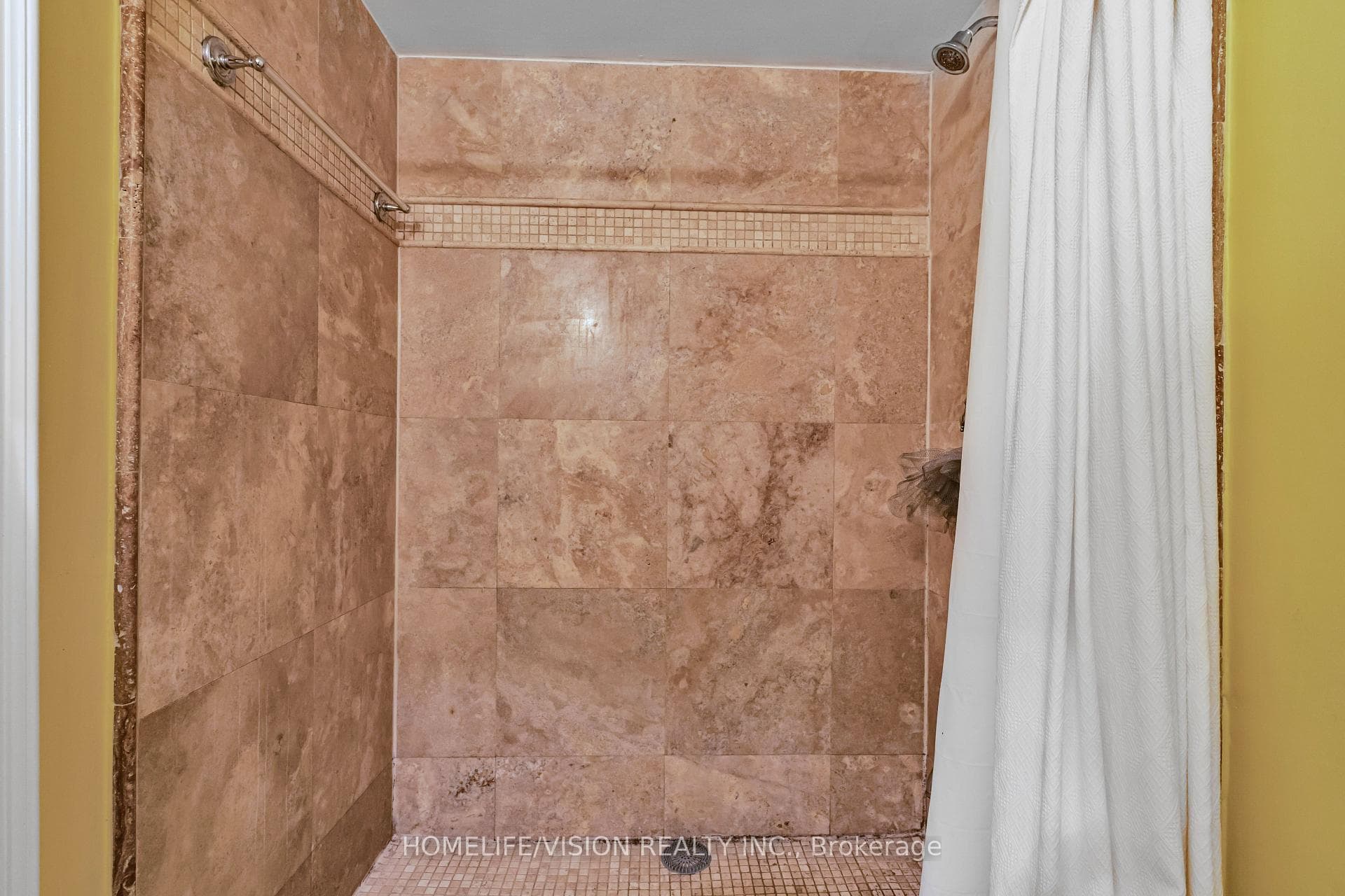 80 North Heights Road photo 32