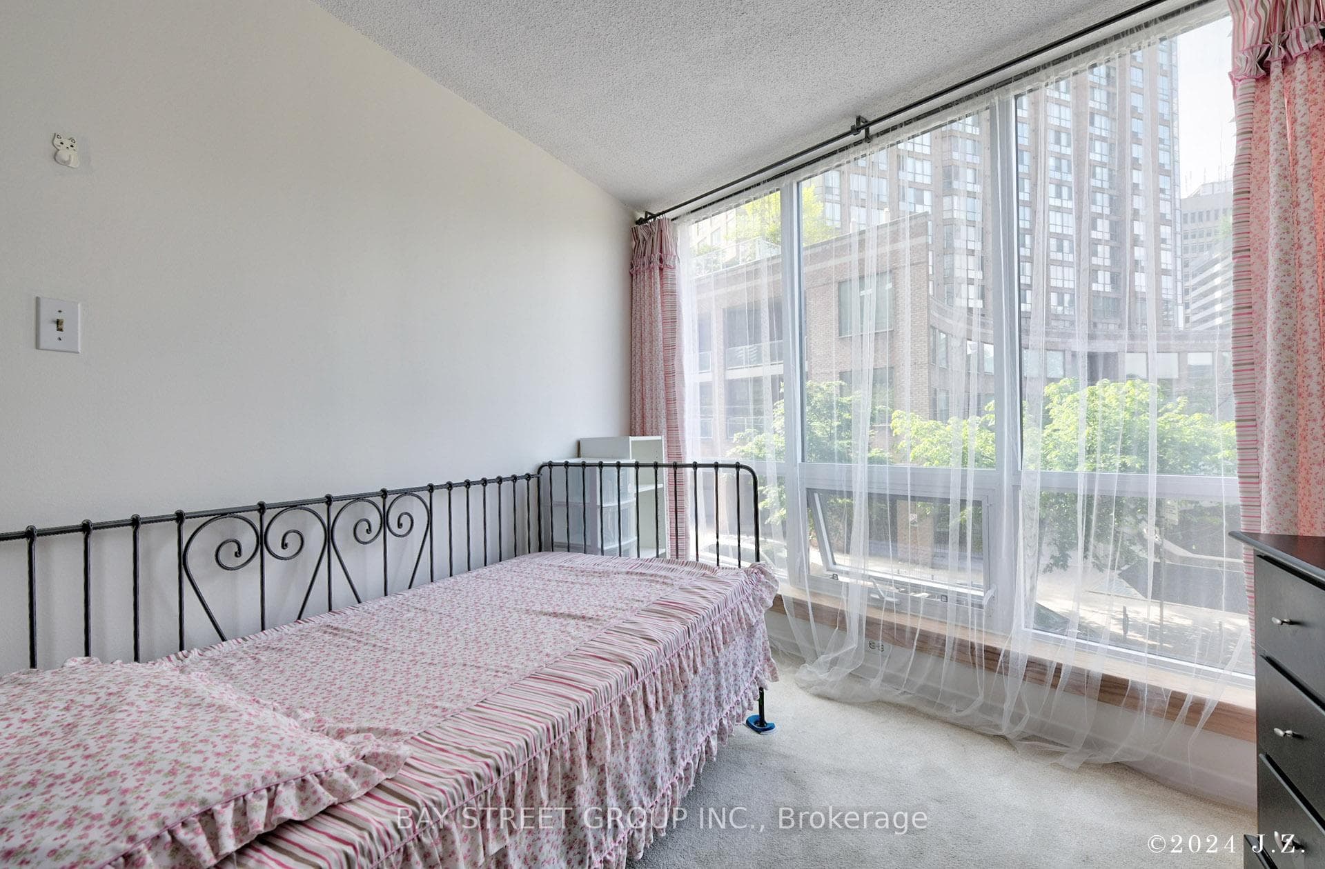 1055 Bay Street Unit 209 photo 13
