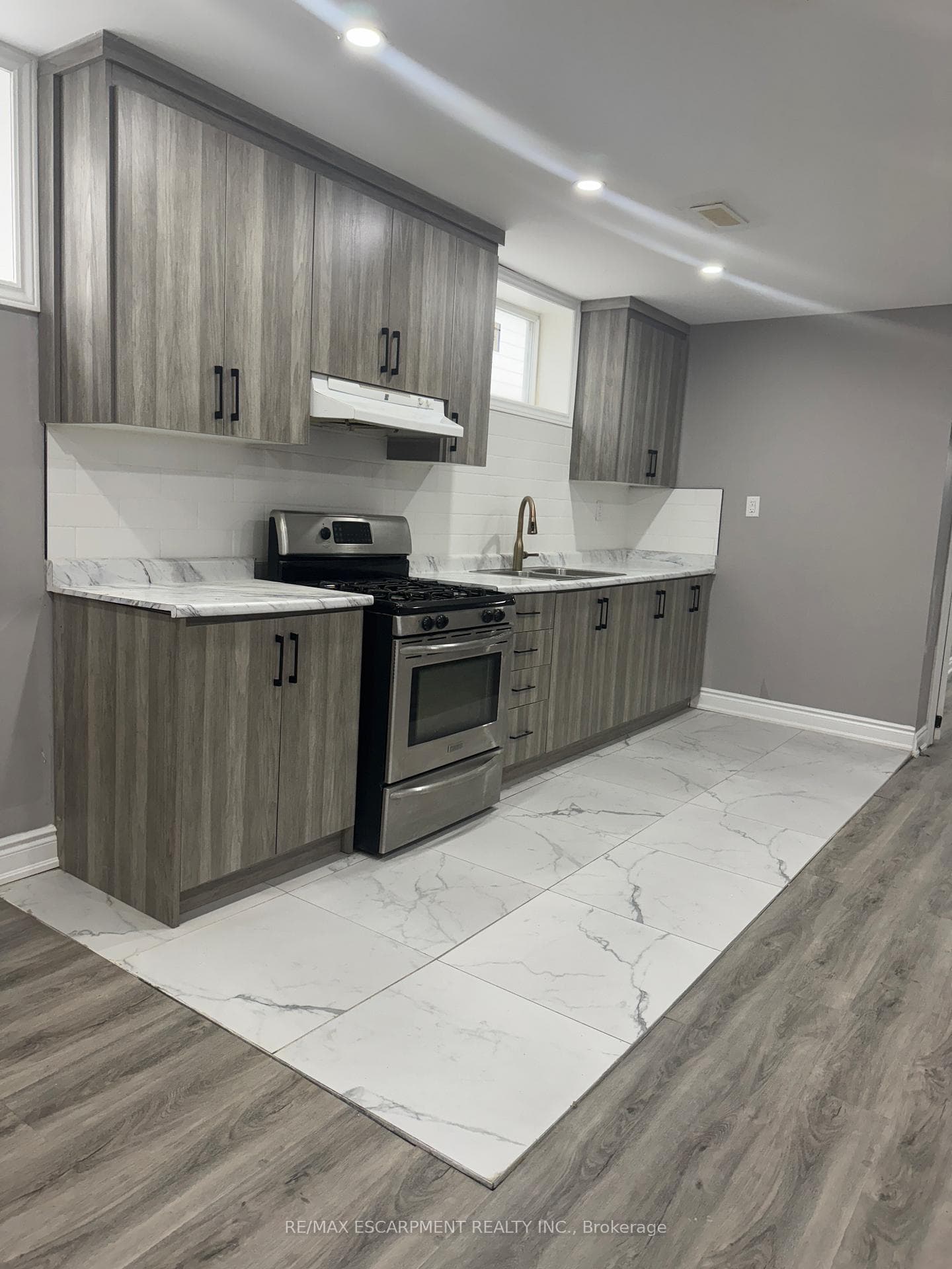 267 Millen Road Unit LOWER photo 5