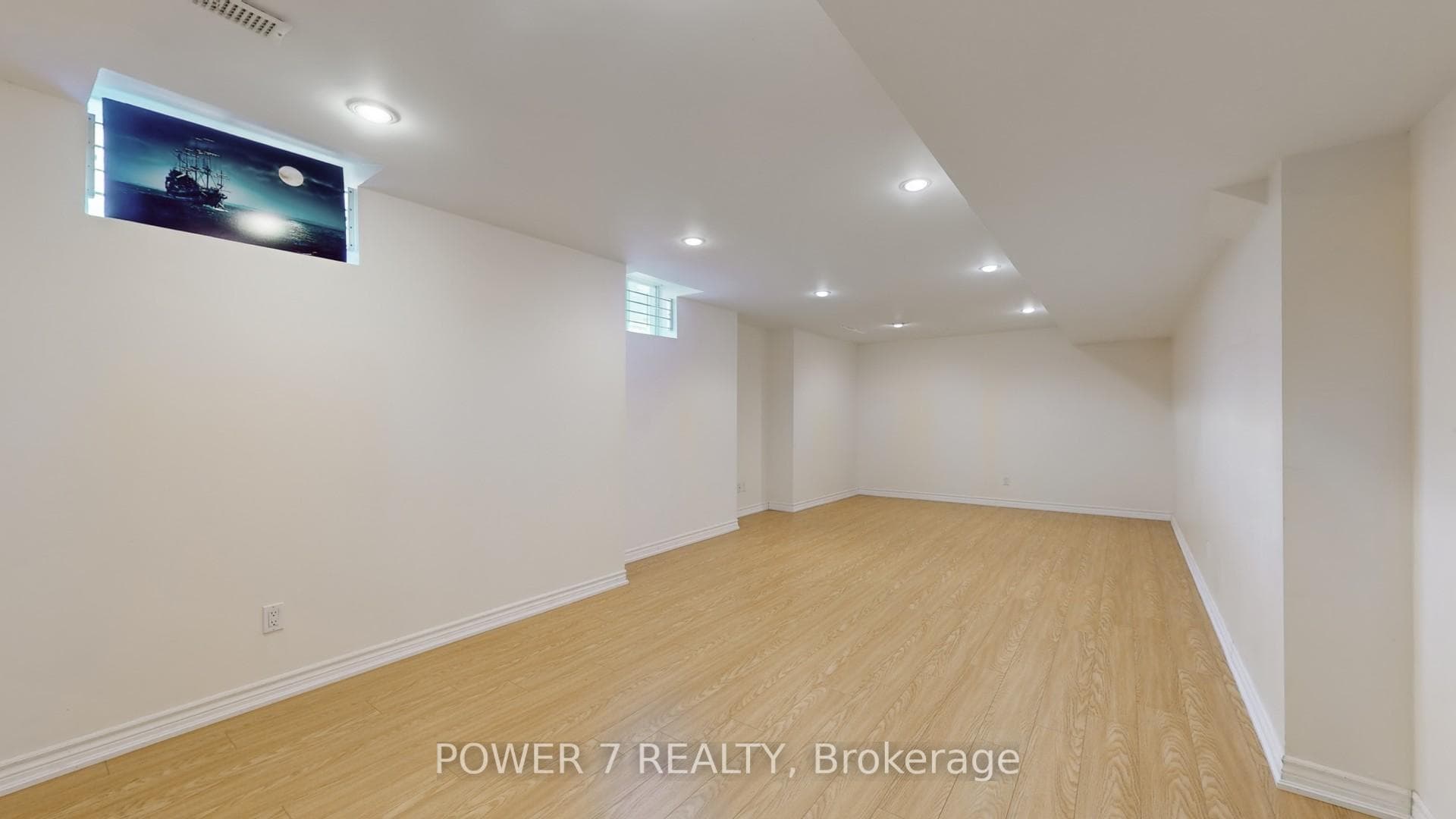 295 Calvert Road photo 33