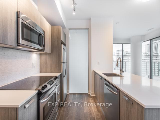 1815 Yonge Street Unit 1506 photo 27