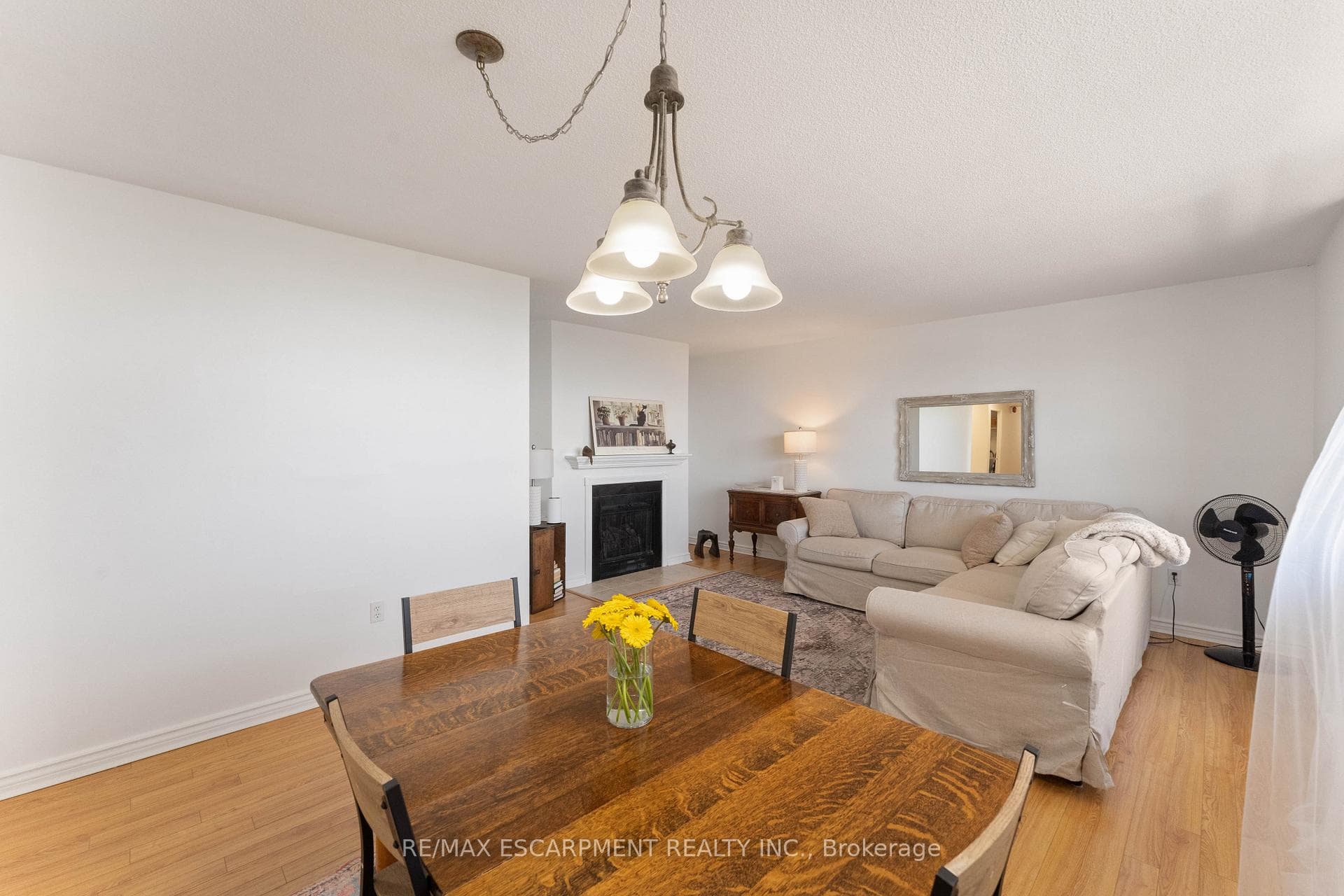 700 Dynes Road Unit 1103 photo 17