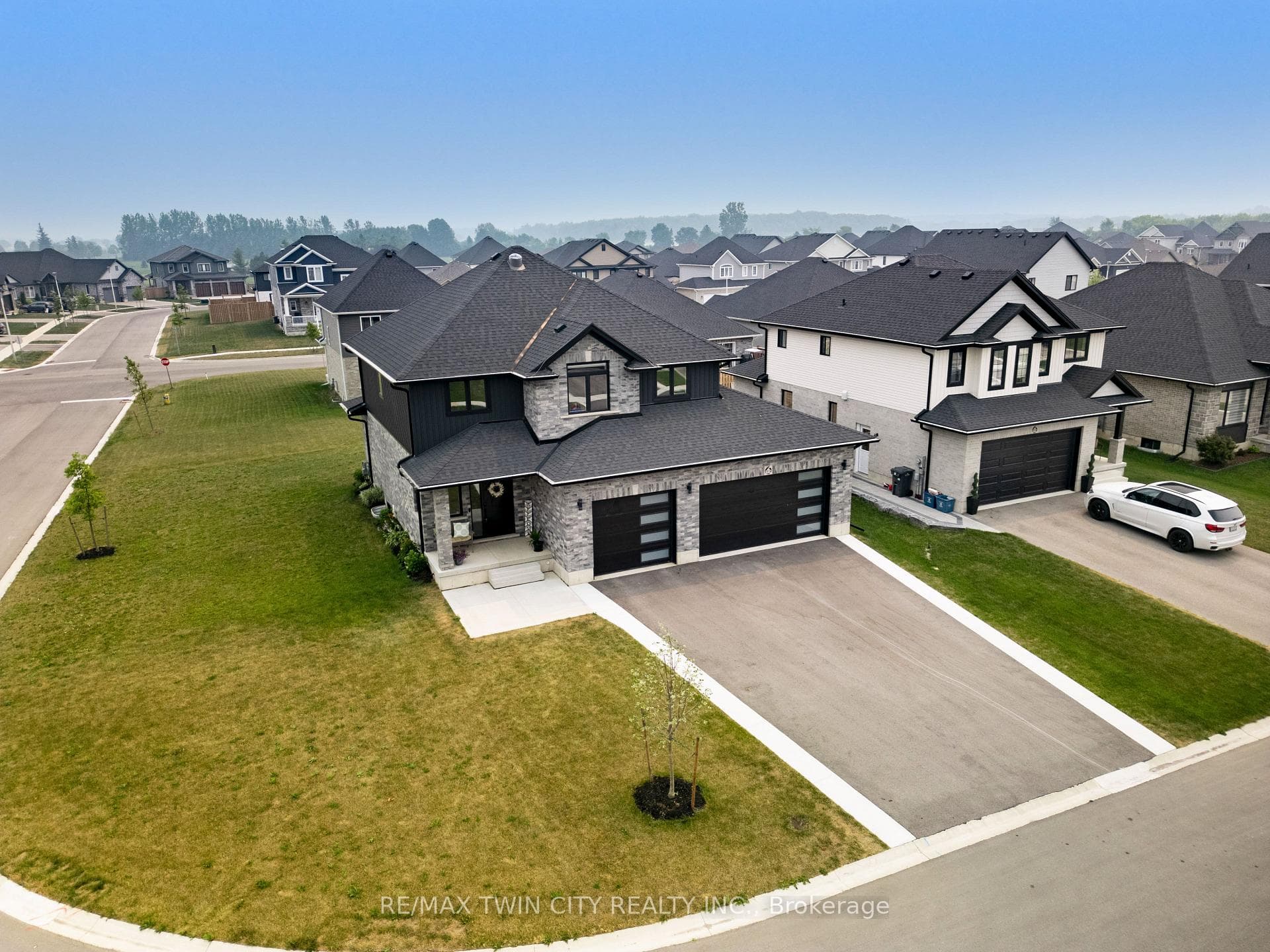 95 Fred Krug Avenue photo 44