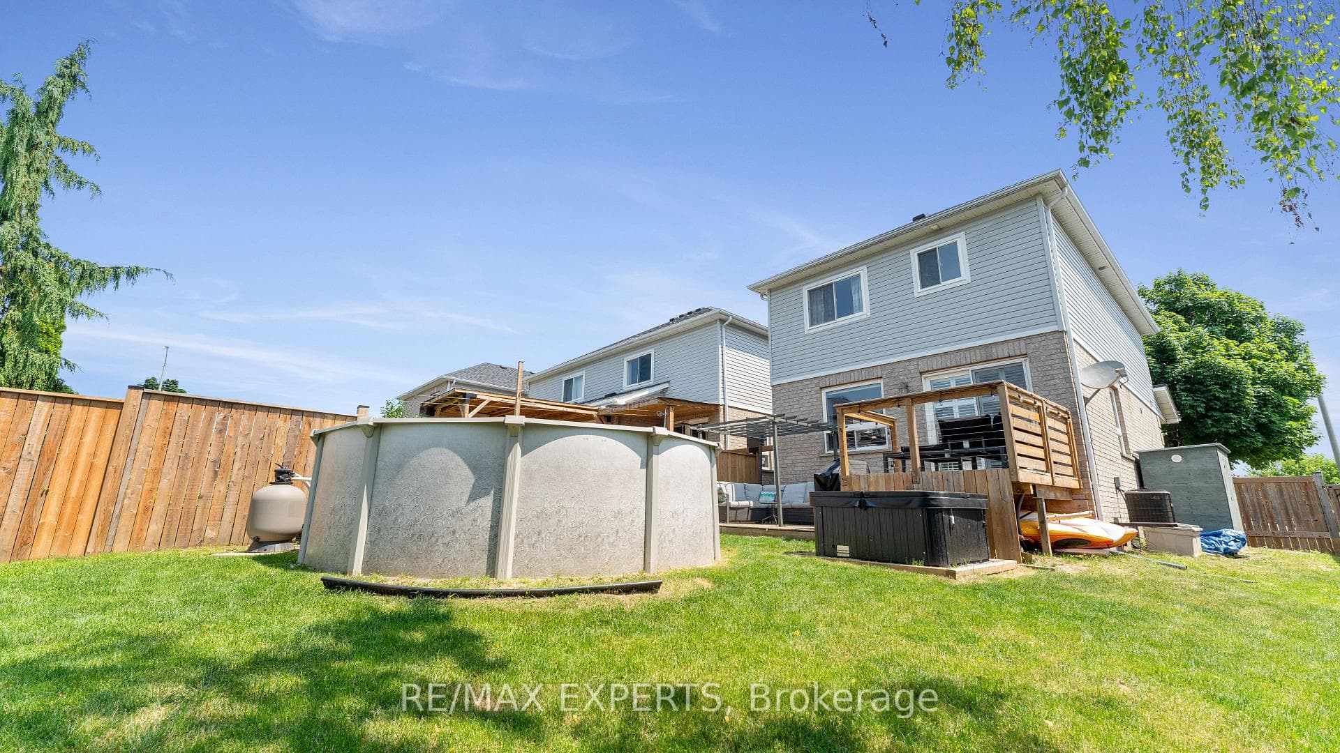 1720 Northfield Avenue photo 35