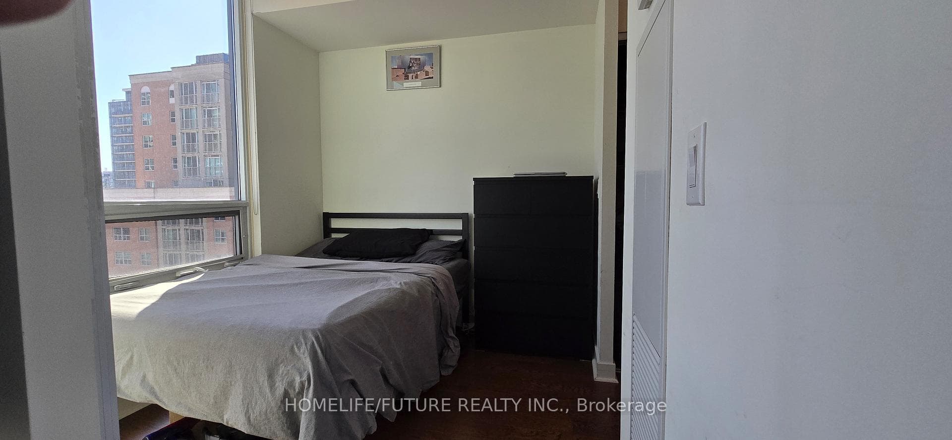 320 Richmond Street Unit 902 photo 11