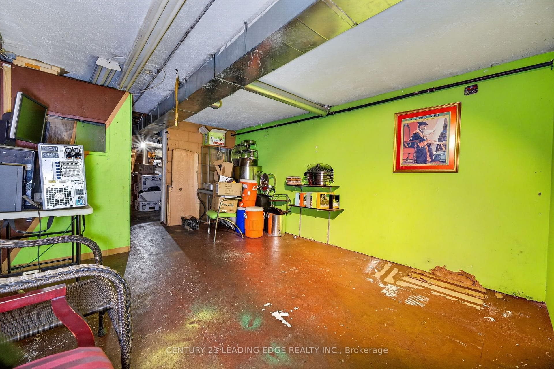 741 Pharmacy Avenue photo 39