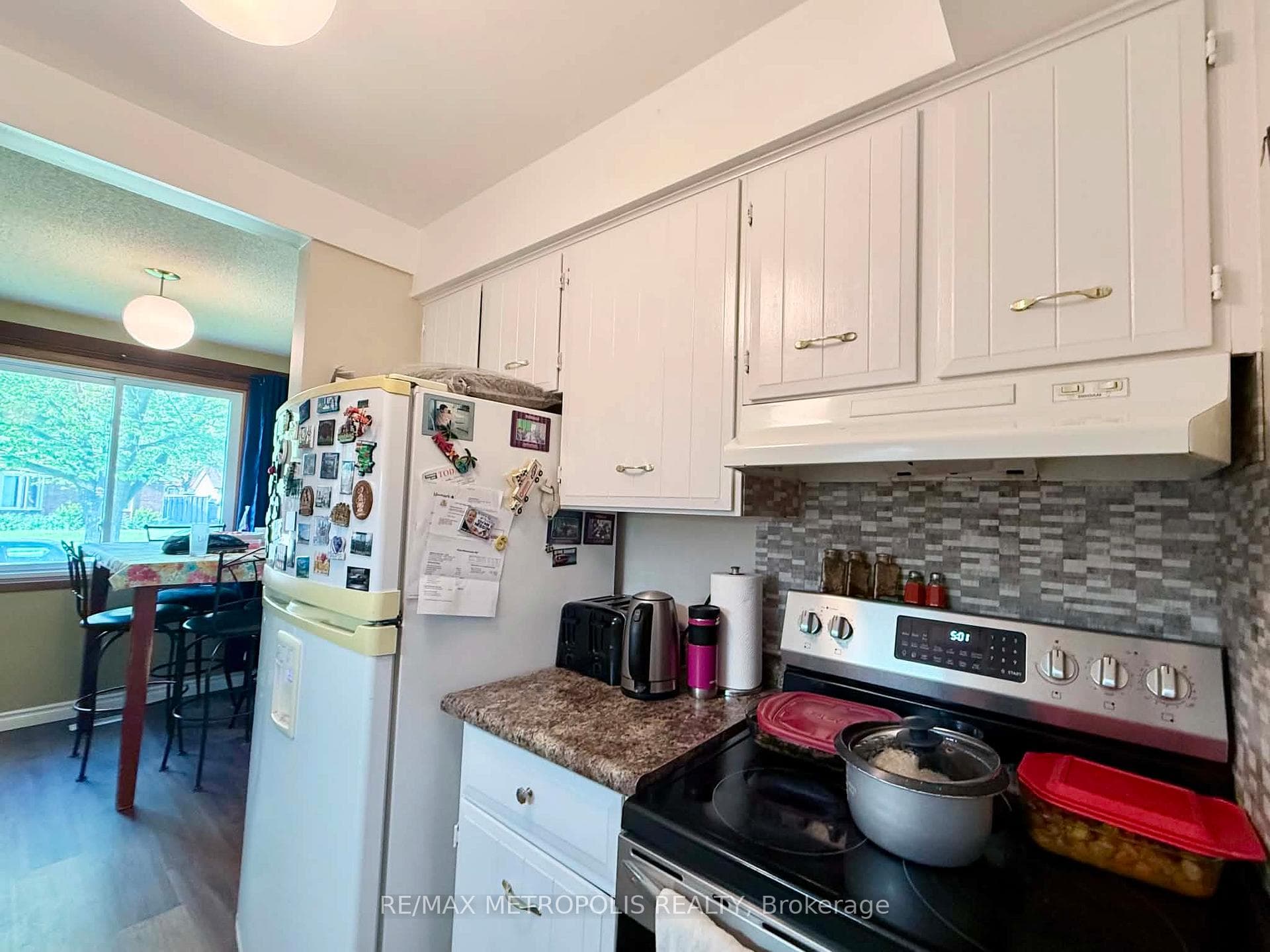 38 Dougherty Crescent photo 13