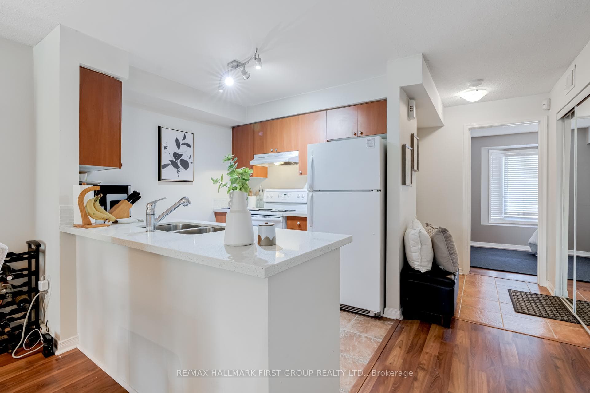 20 Petra Way Unit 2 photo 8