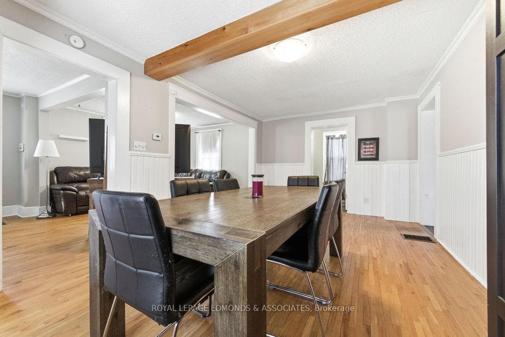 430 Mary Street photo 14