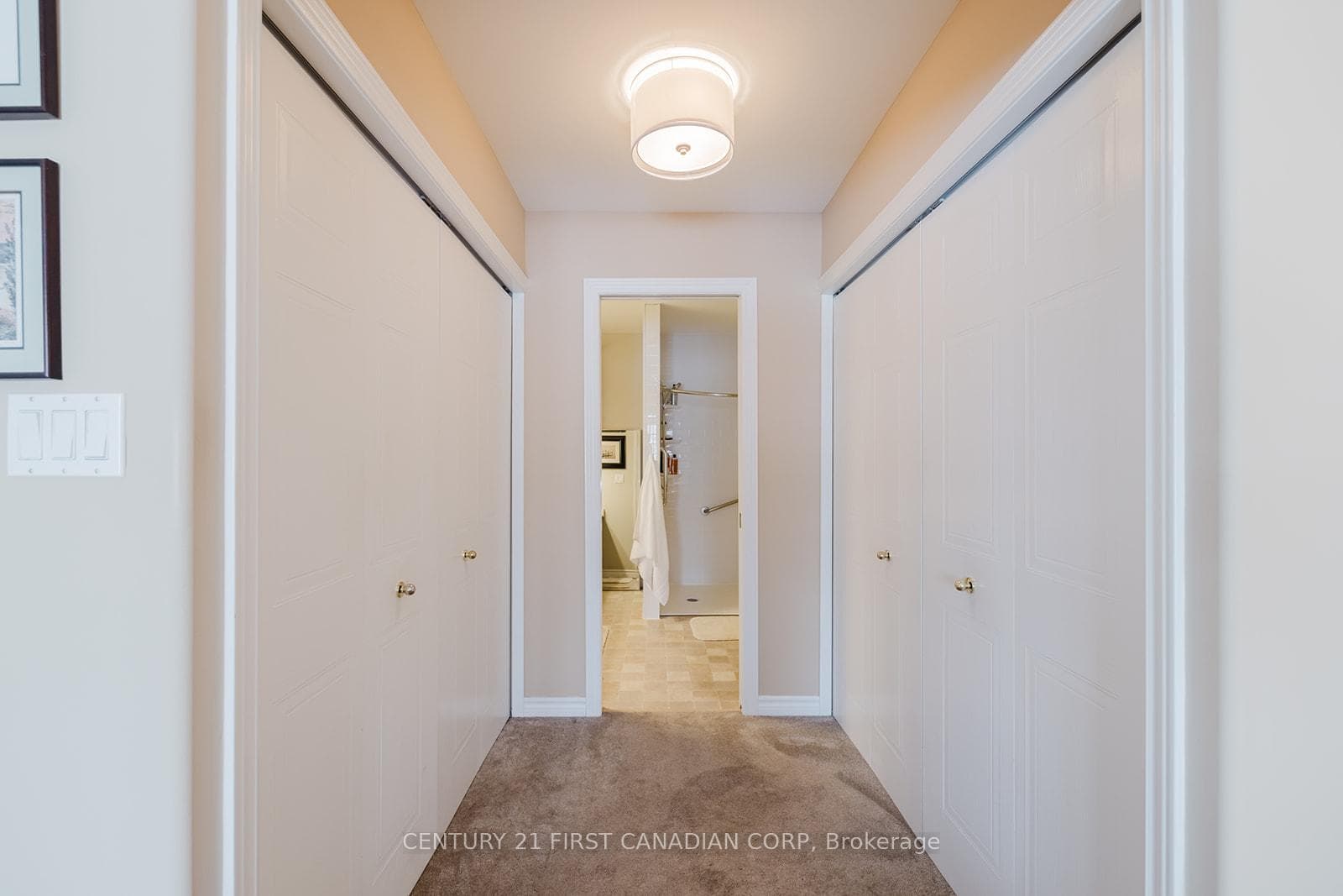 937 Silversmith Street photo 19