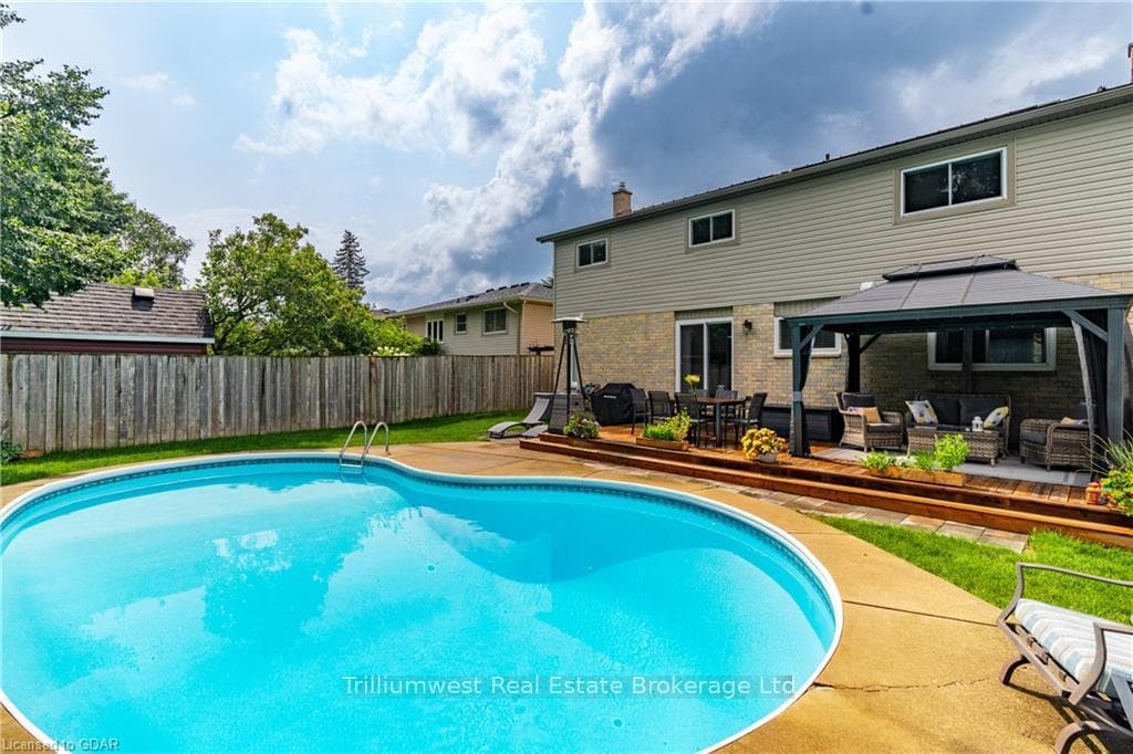 256 WEST ACRES Drive photo 46
