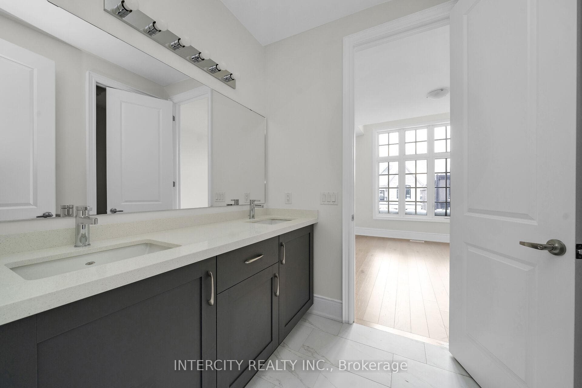 10 Saxby Farm Avenue Unit Lot 19N photo 25