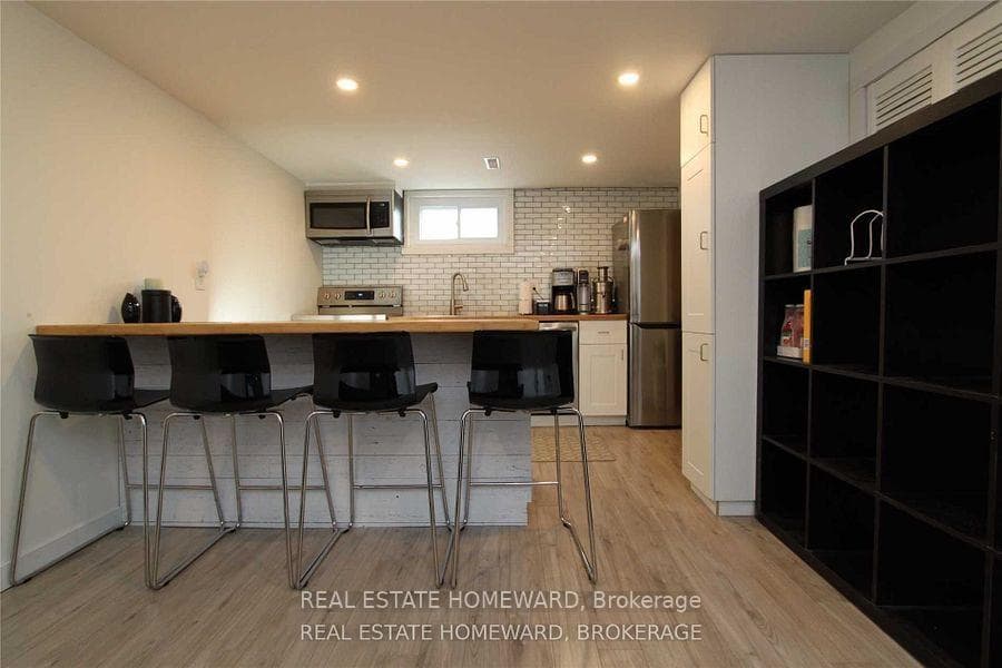 4 Warvet Crescent photo 25