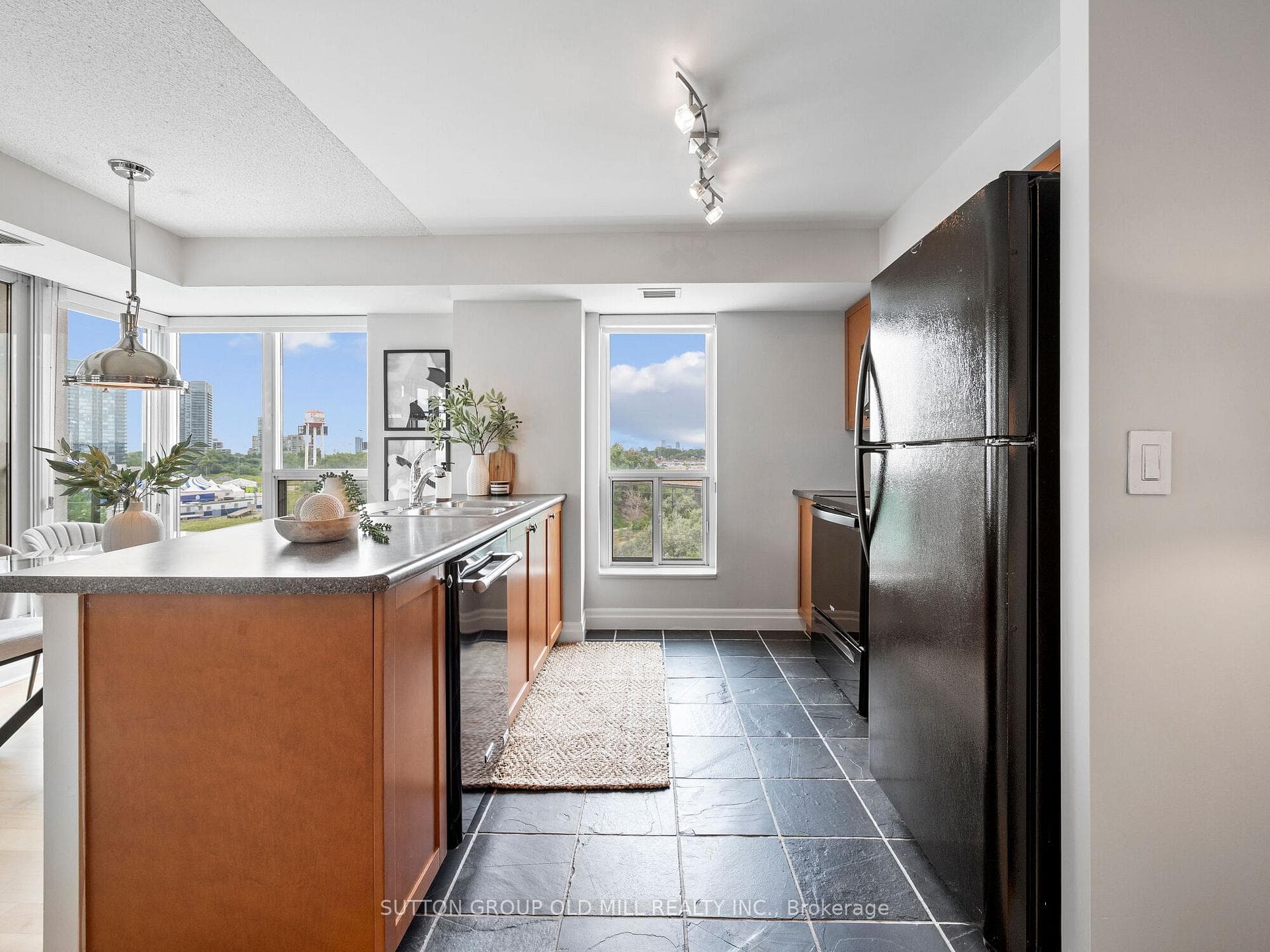 2121 Lake Shore Boulevard Unit 702 photo 25