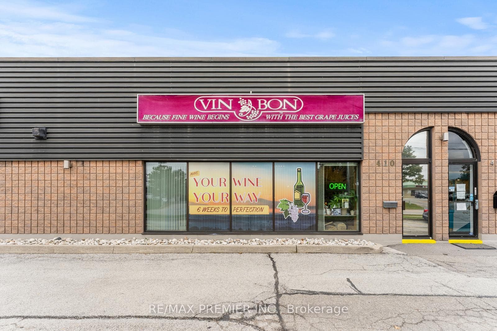 410 Speers Road photo 2