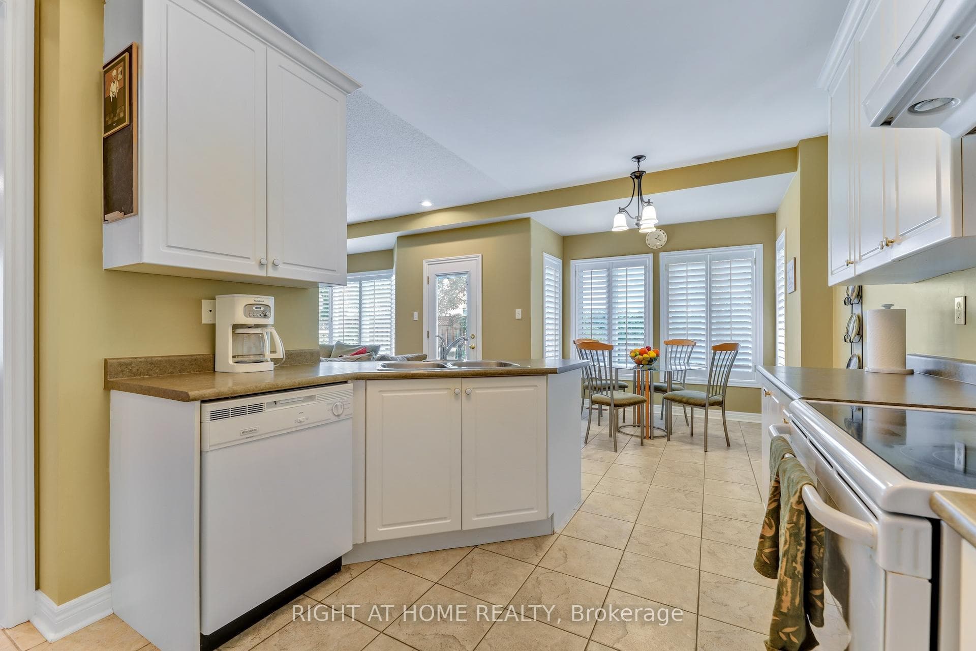 105 Huntingfield Street photo 17
