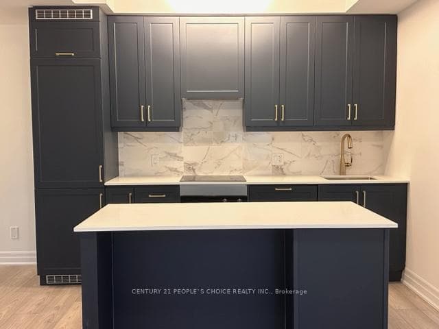 30 Elm Drive Unit 1308 photo 11