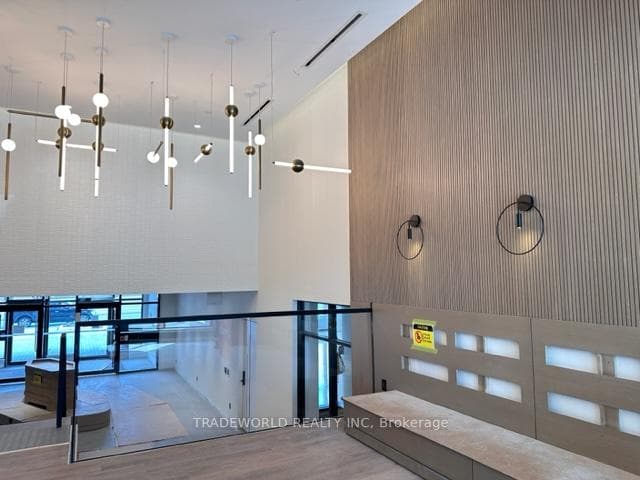 7950 Bathurst Street Unit 408 photo 17