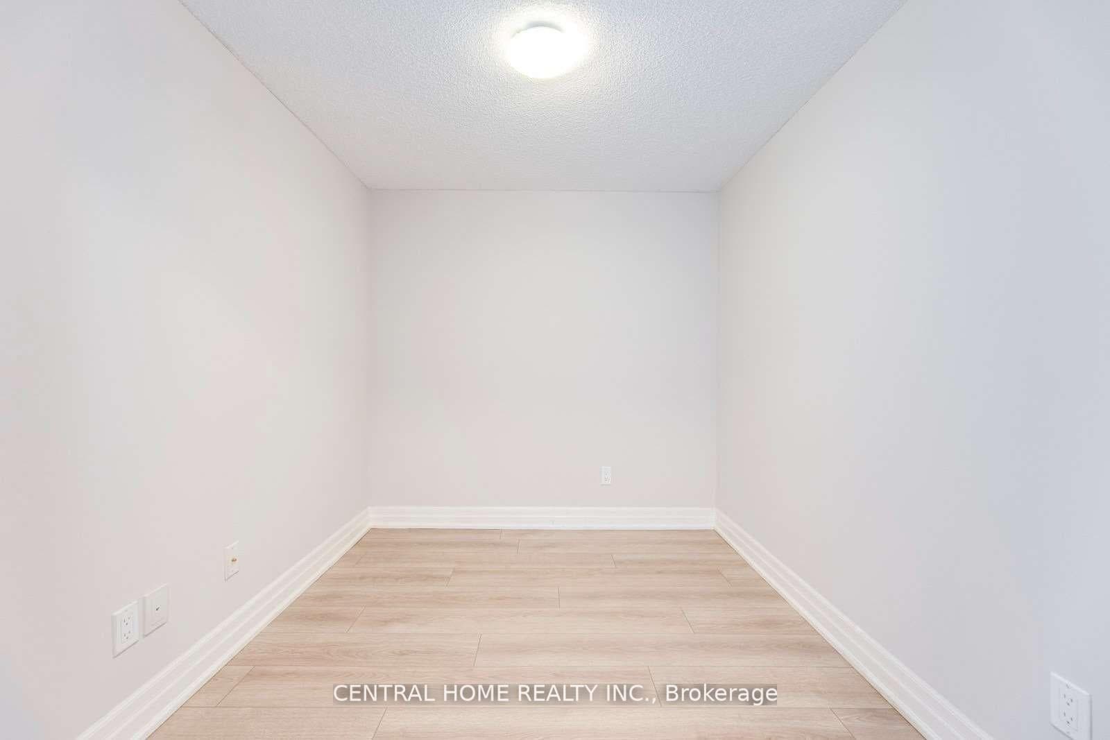 8130 Birchmount Road Unit 905 photo 11