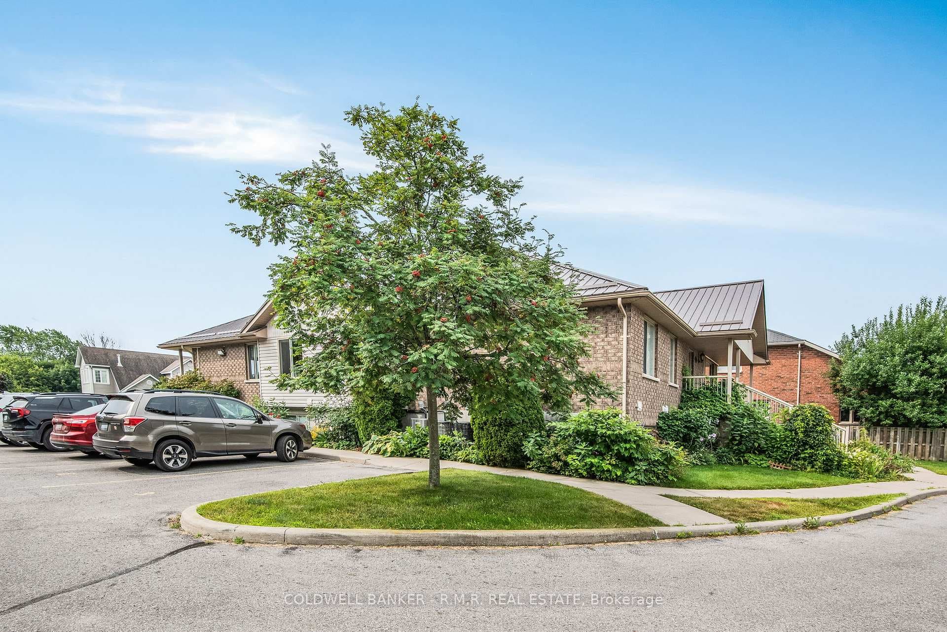 37 Lake Breeze Court Unit A2 photo 33