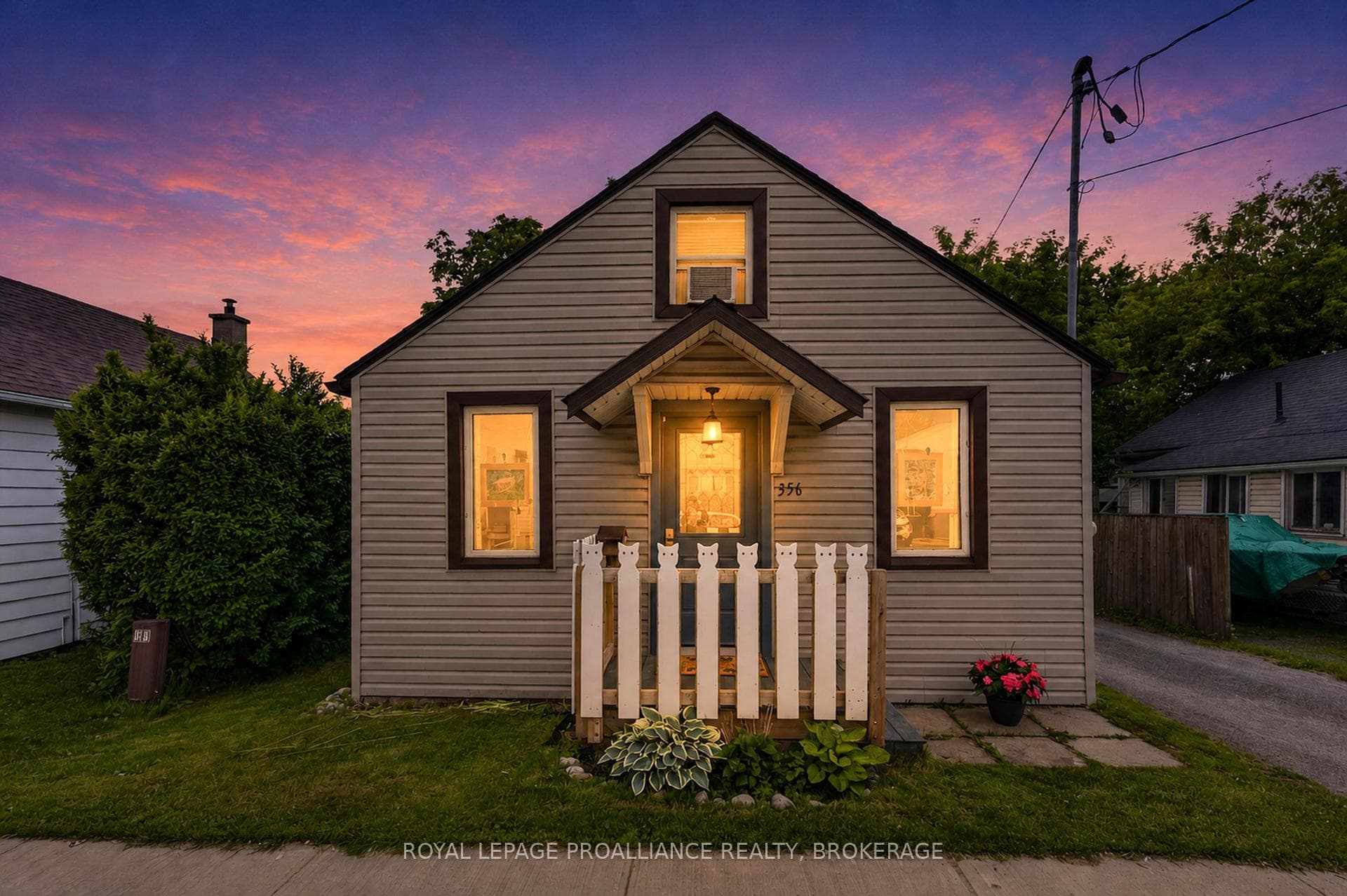 356 Elliott Avenue photo 32