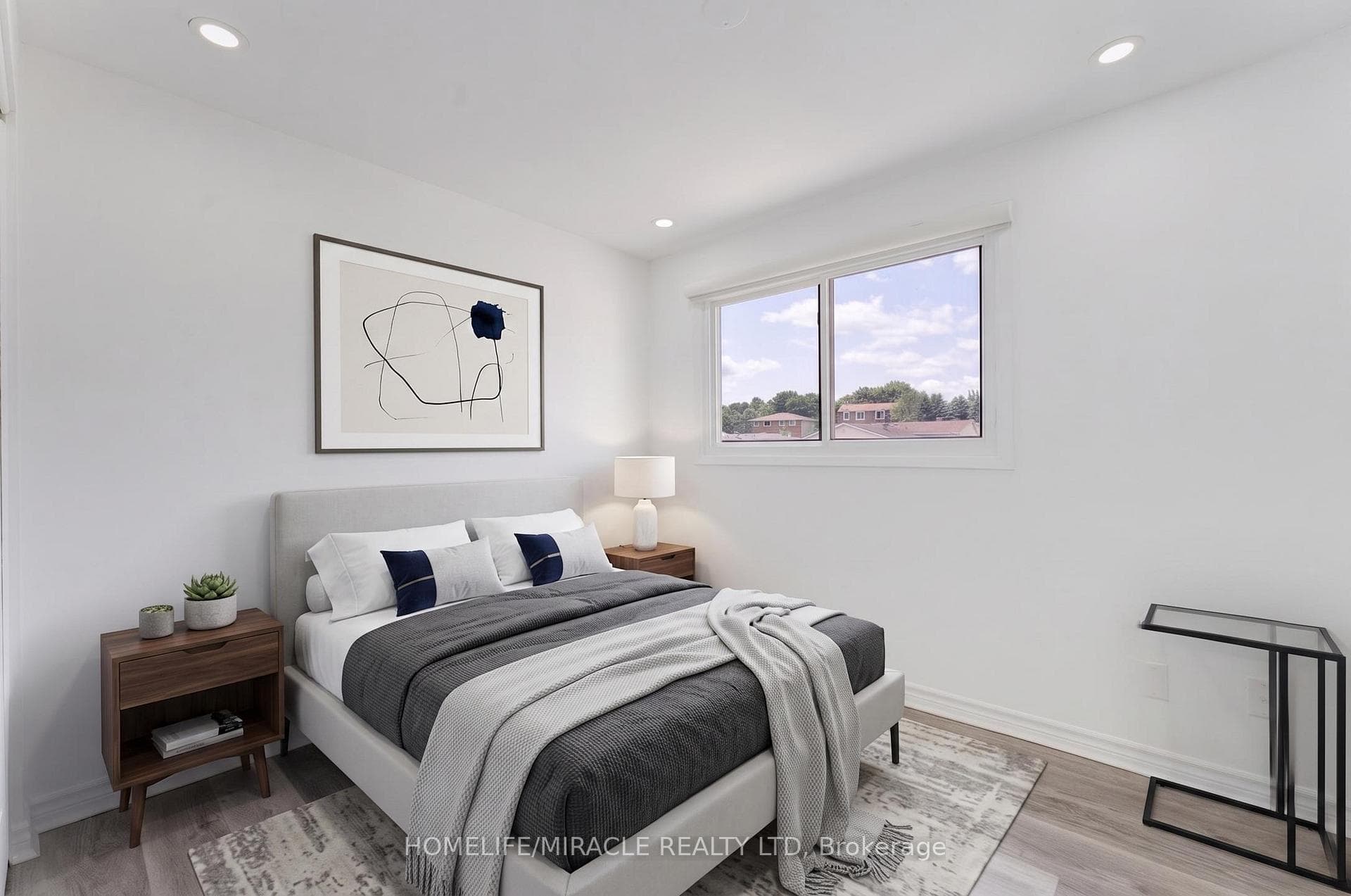 76 Frobisher Court photo 26