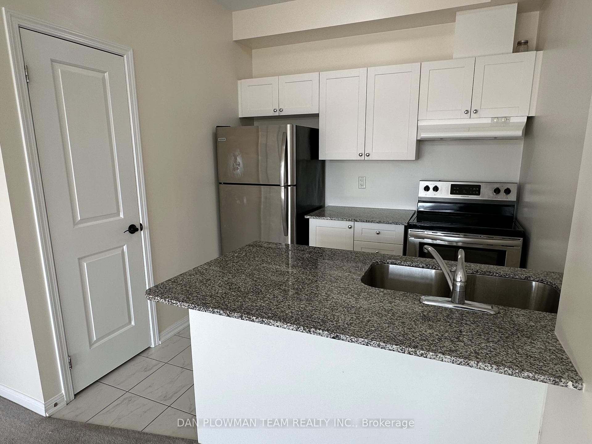 84 Aspen Springs Drive Unit 320 photo 20