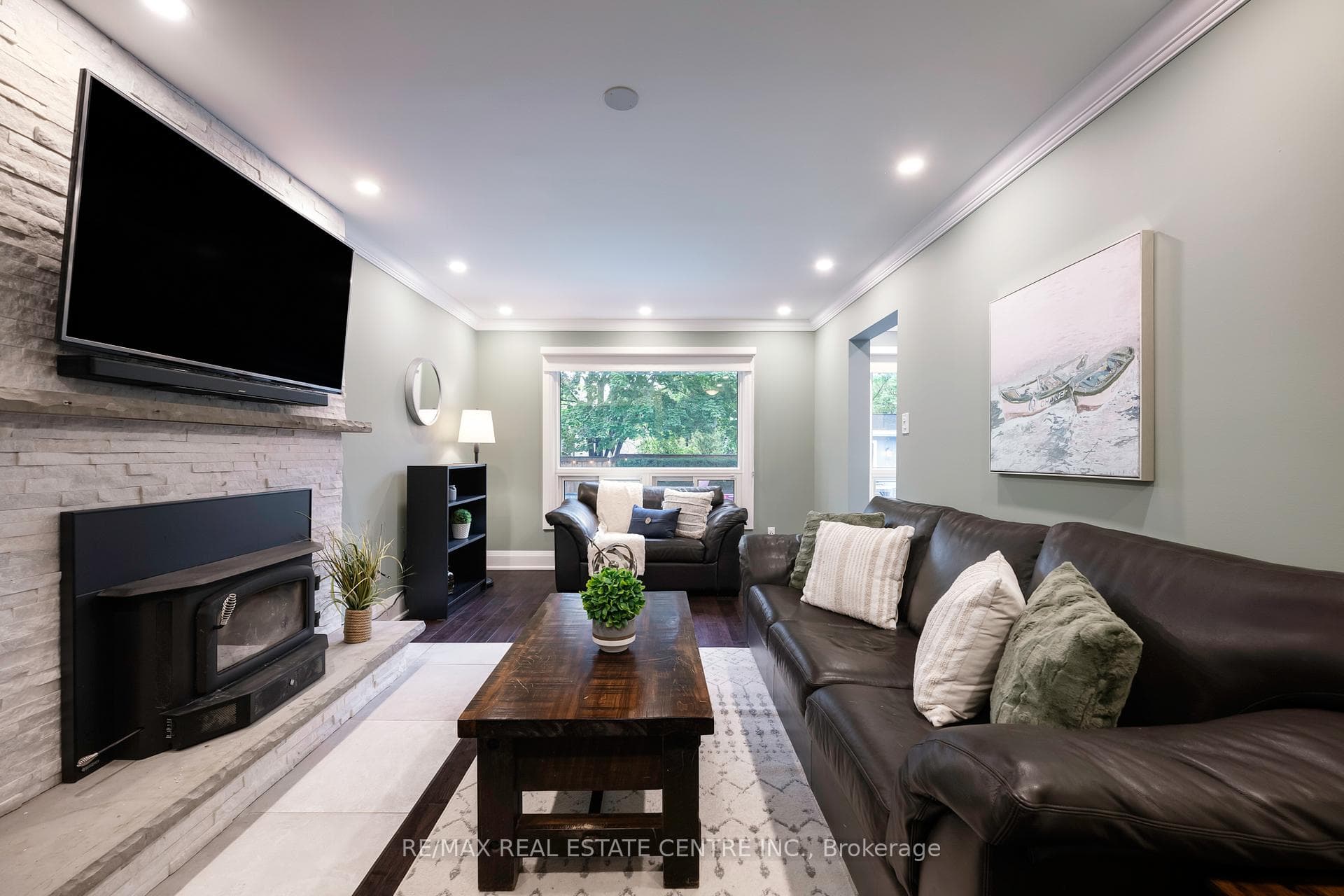 101 Kenpark Avenue photo 17