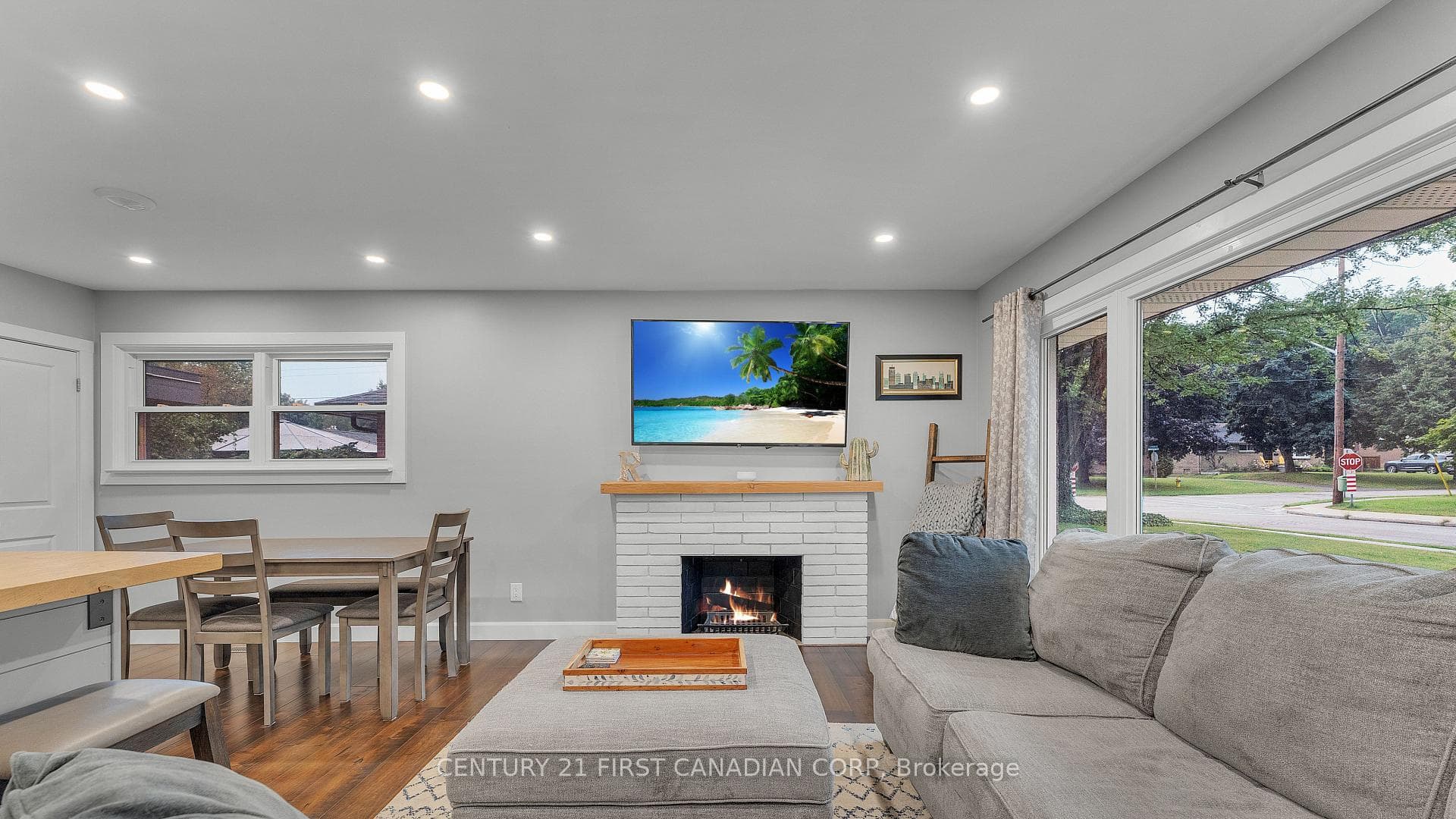 314 Griffith Street photo 8