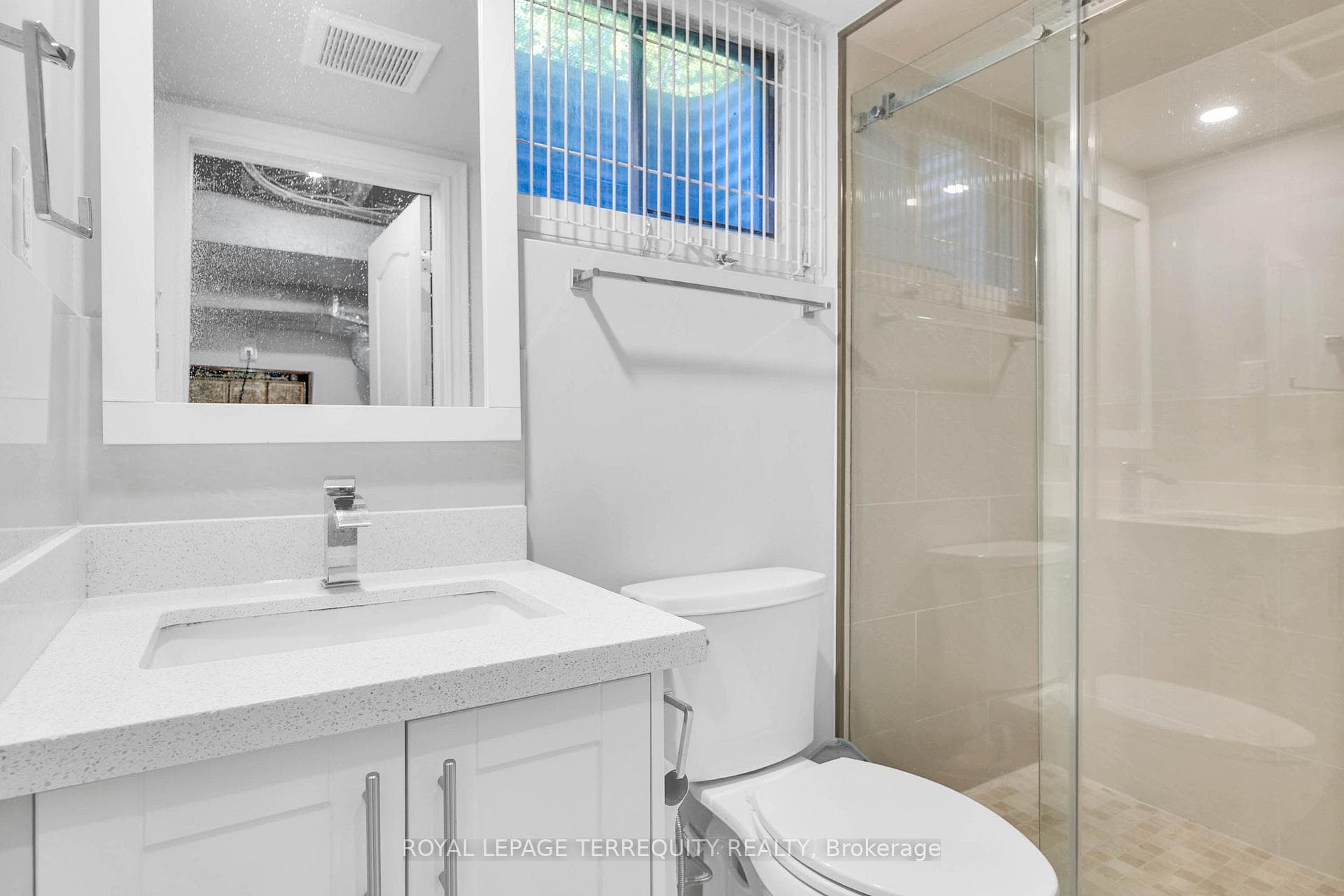 106 Grandravine Drive photo 30