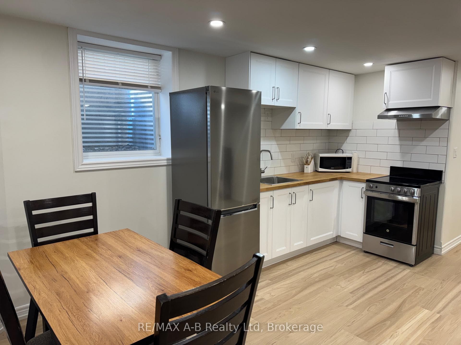 1522 Caen Avenue Unit Lowe Unit photo 1