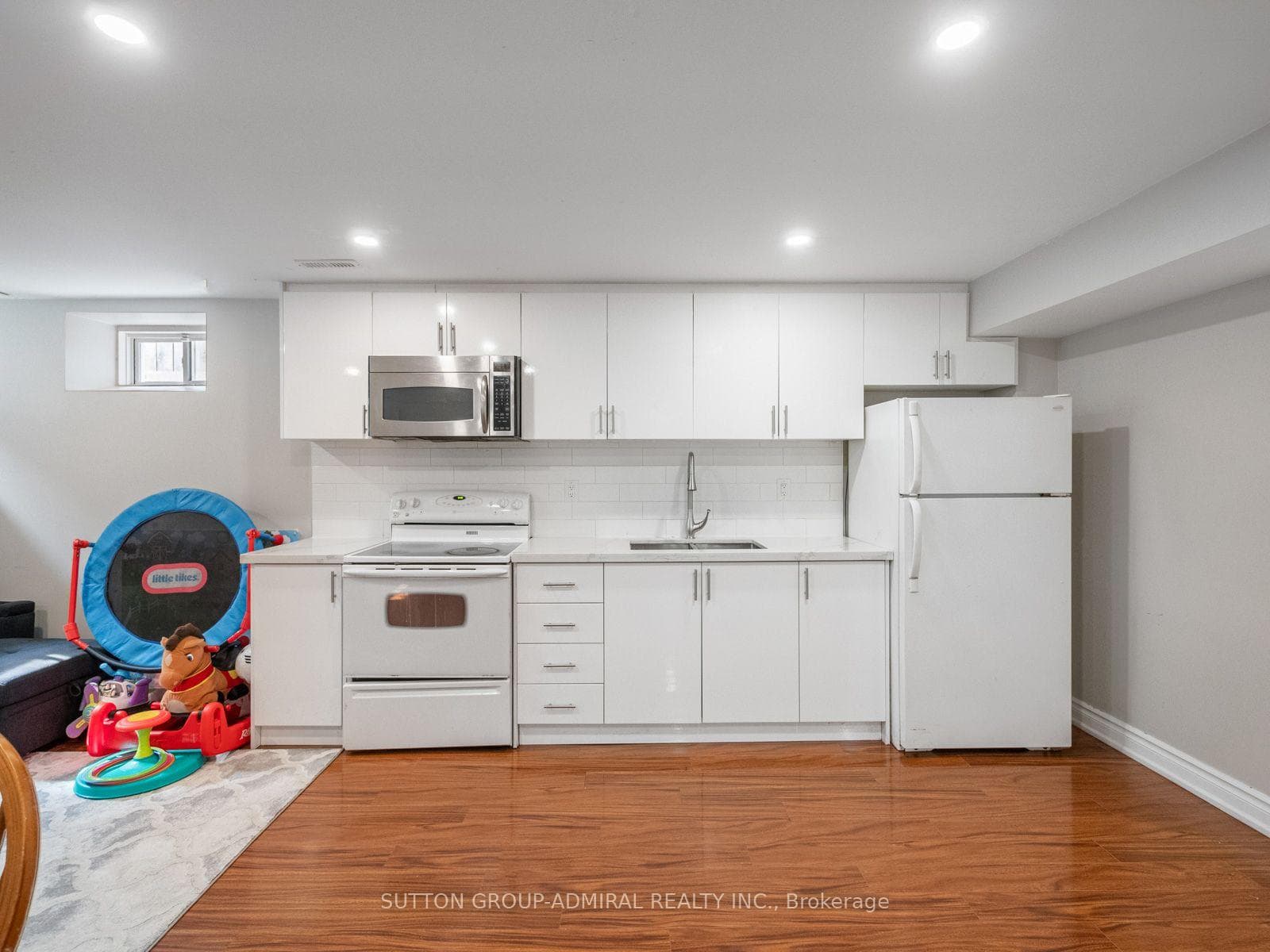 16 Craigvale Street photo 37