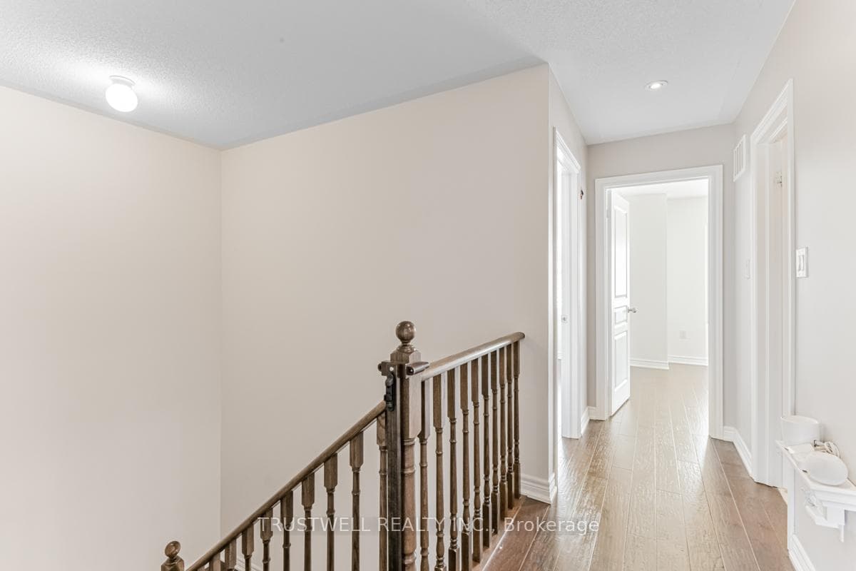 106 Maria Road photo 20