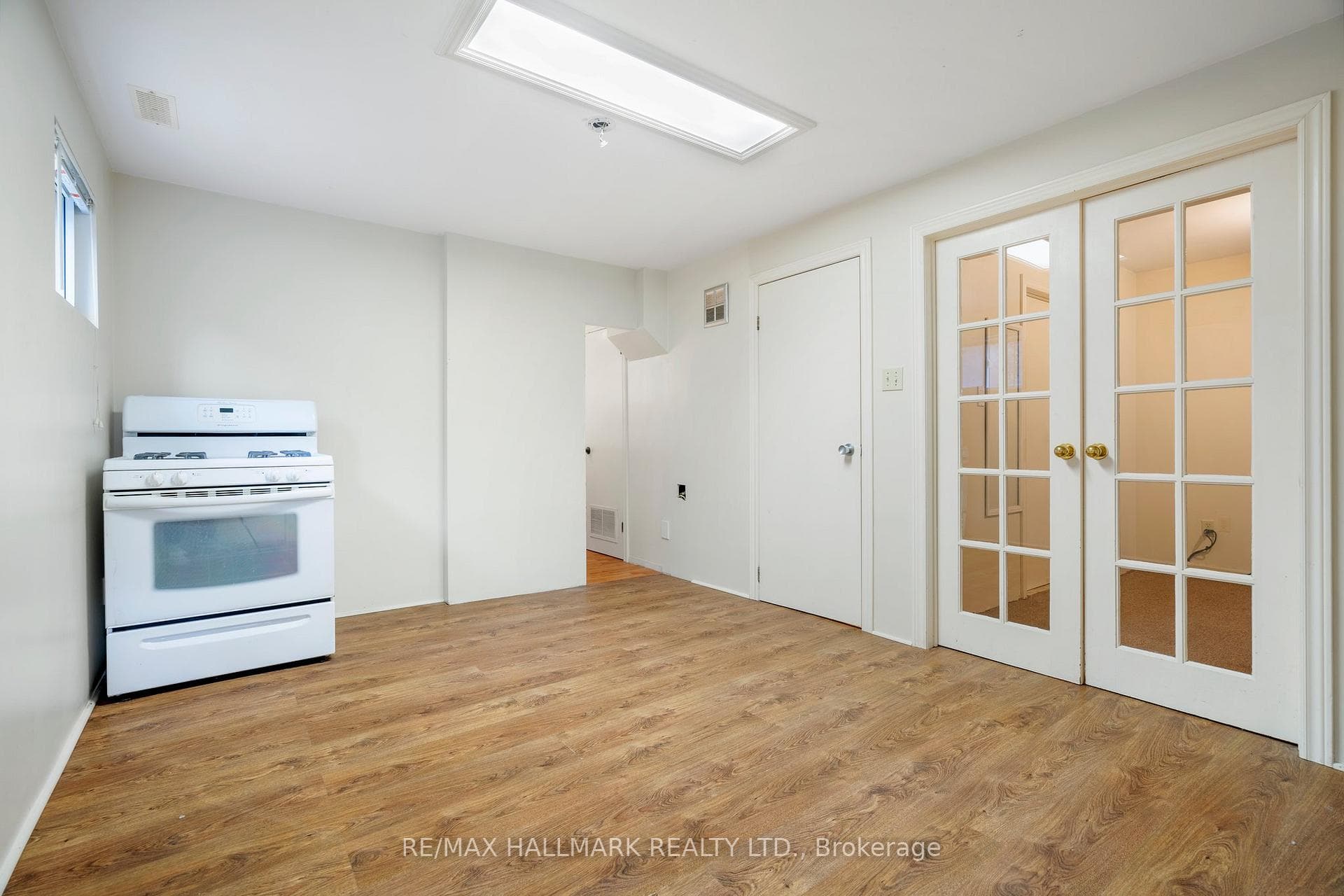 170 Kennedy Road photo 16