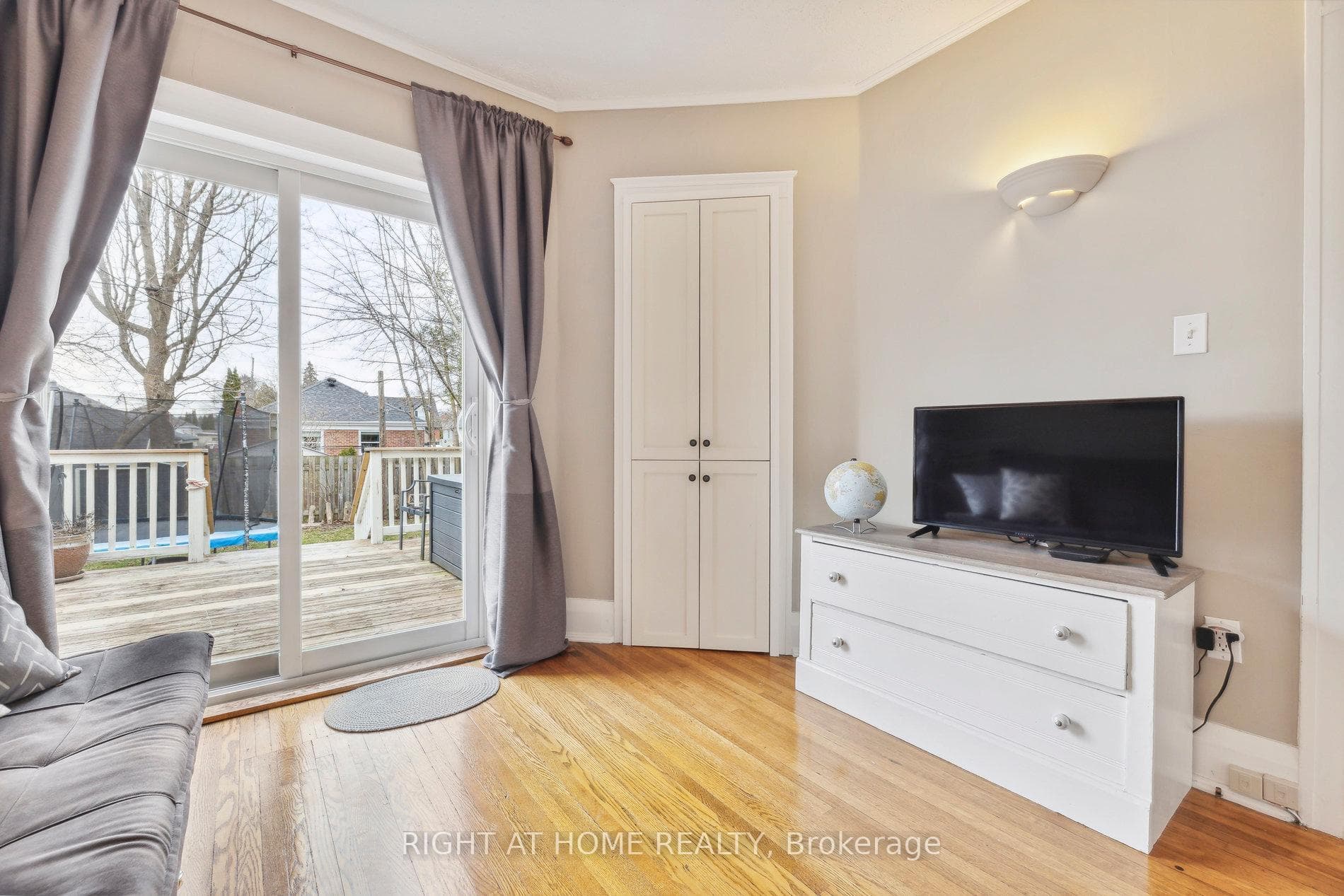 143 Patricia Avenue photo 22