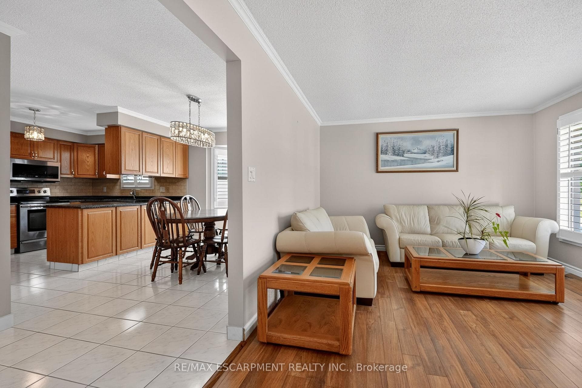 6444 Armstrong Drive photo 6