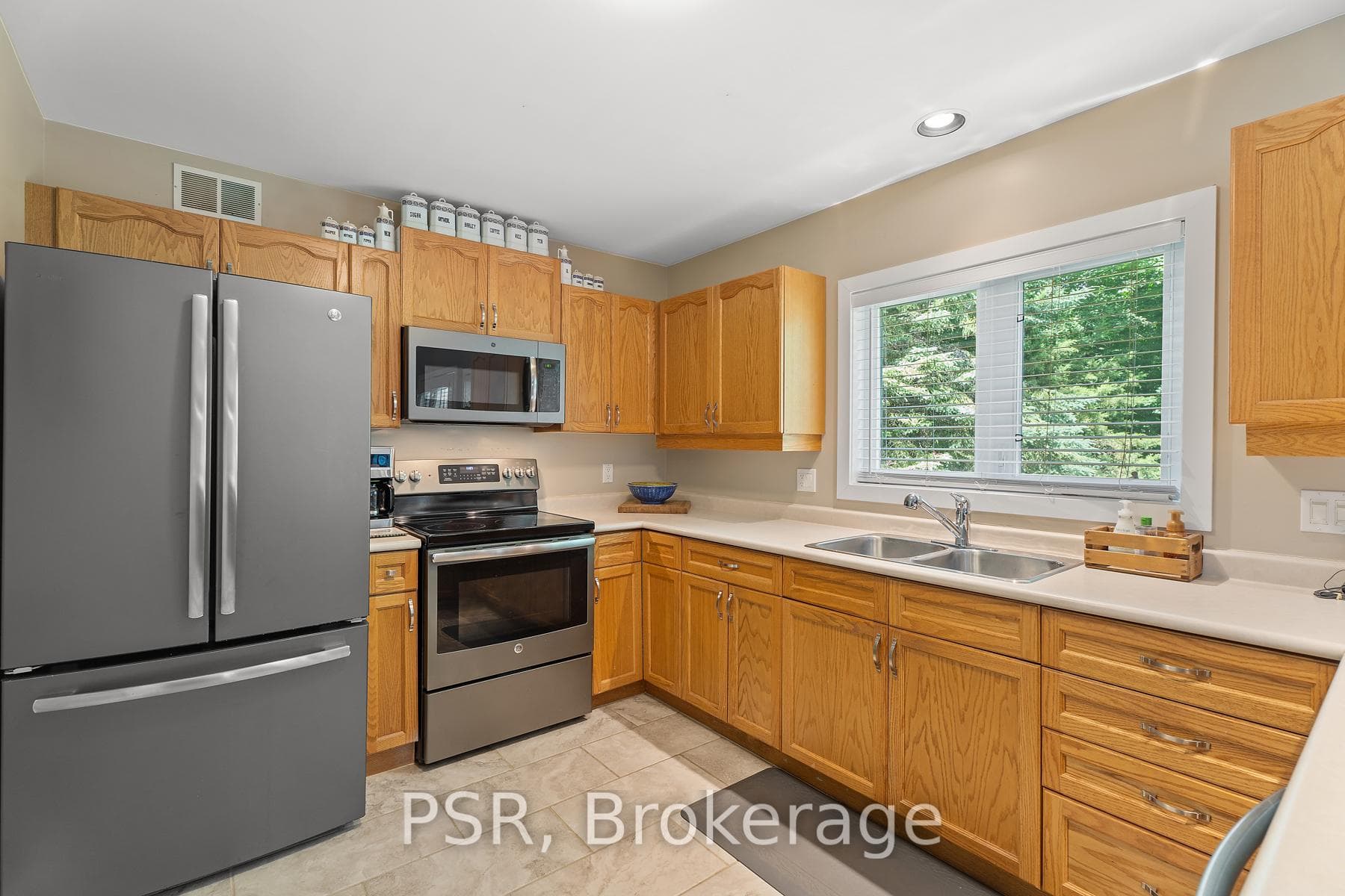 30 Hedgewood Lane photo 19