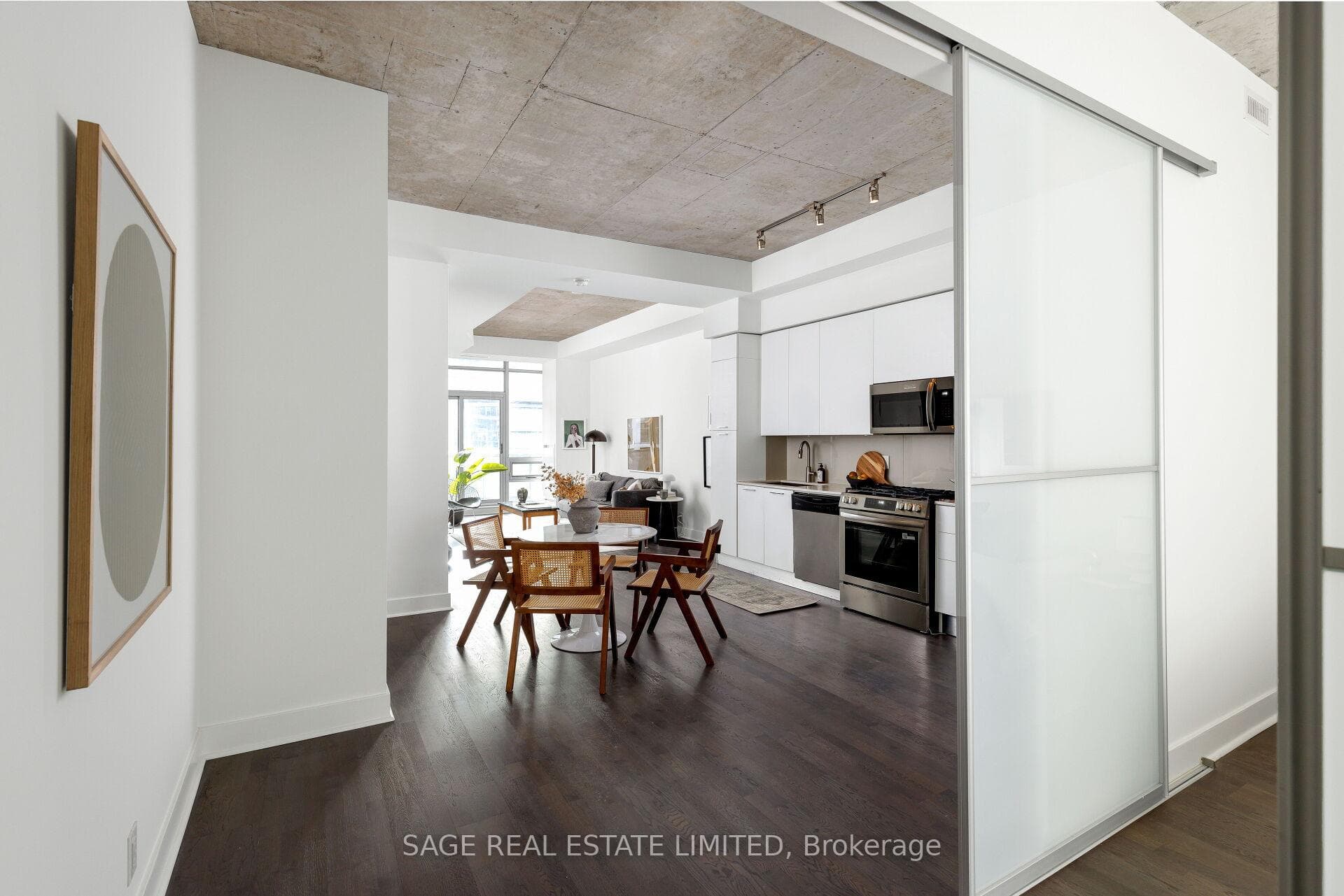 399 Adelaide Street Unit 516 photo 5