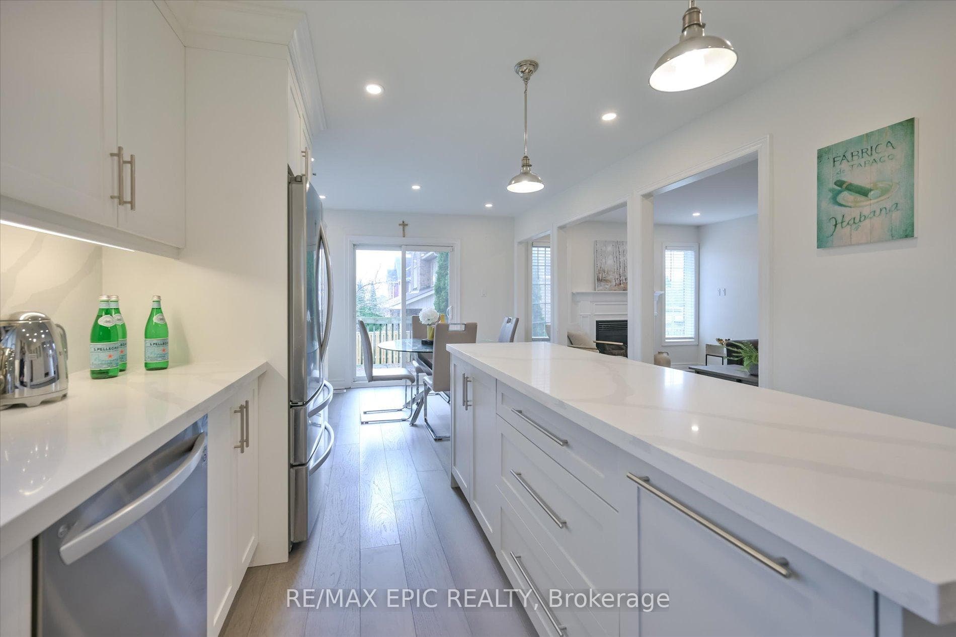 33 Emmett Place photo 14