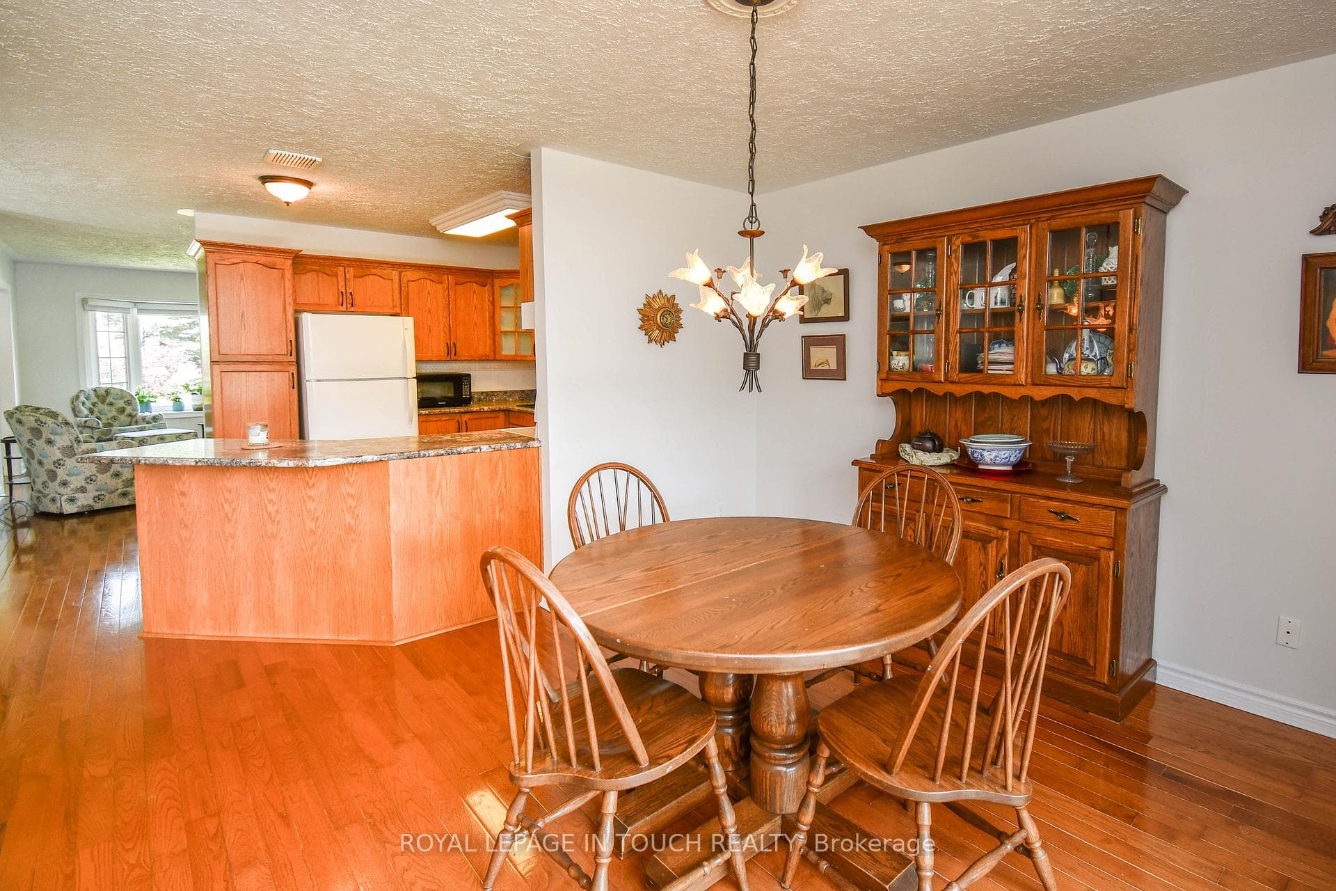 90 Burke Street Unit 17 photo 19