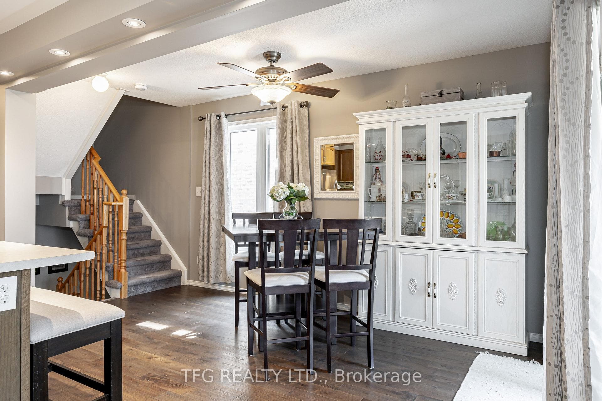 13 Blunden Road photo 10