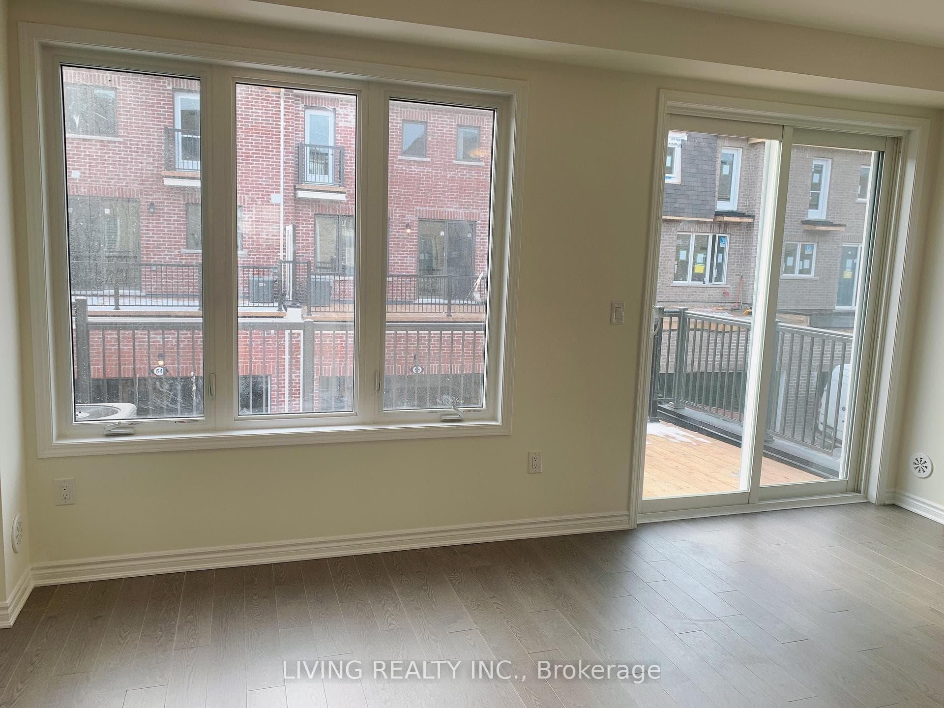61 Casely Avenue photo 5