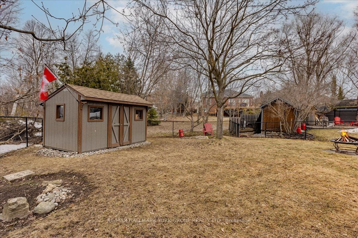 22 Margaret Place photo 36