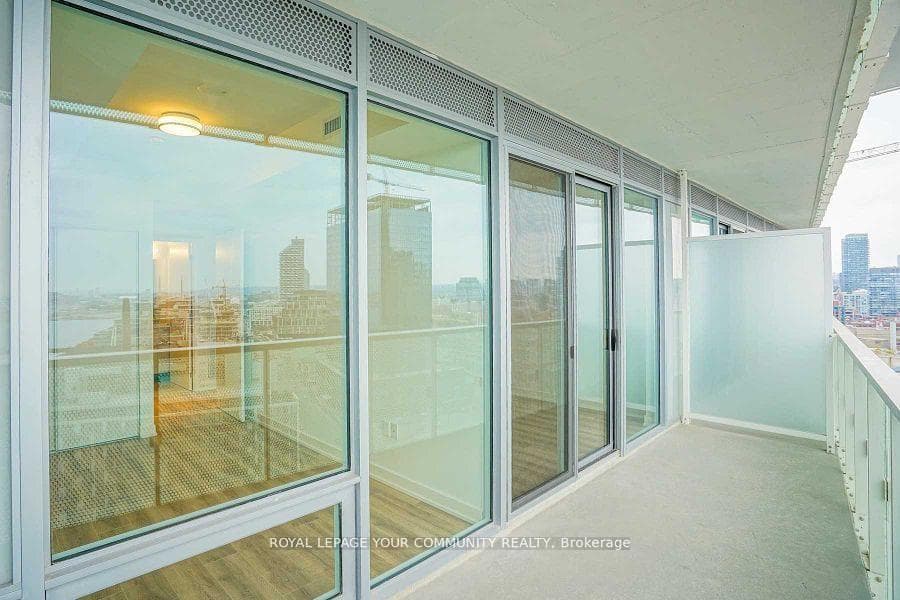 15 Queens Quay Unit 2210 photo 23