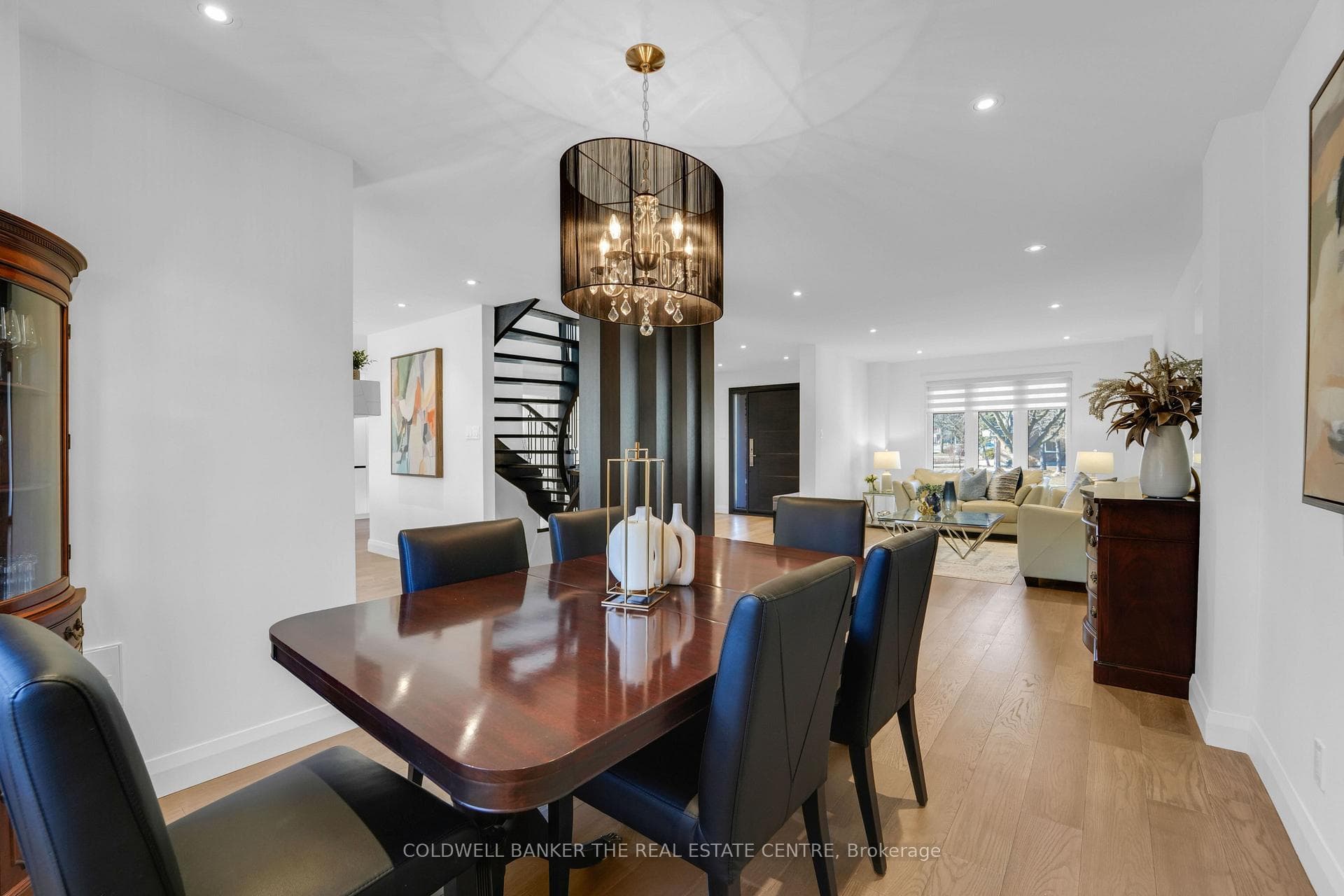 271 Aurora Heights Drive photo 5