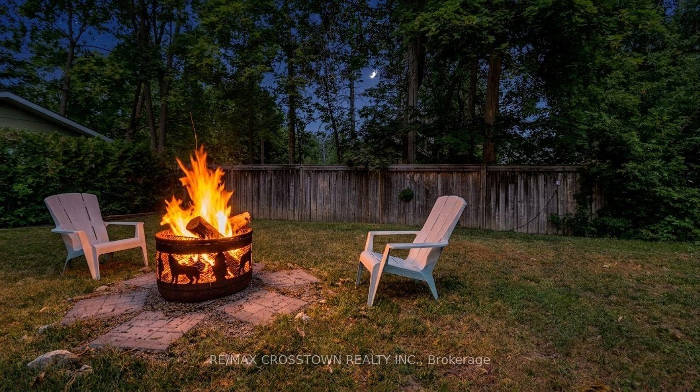 706 Reid Street photo 38